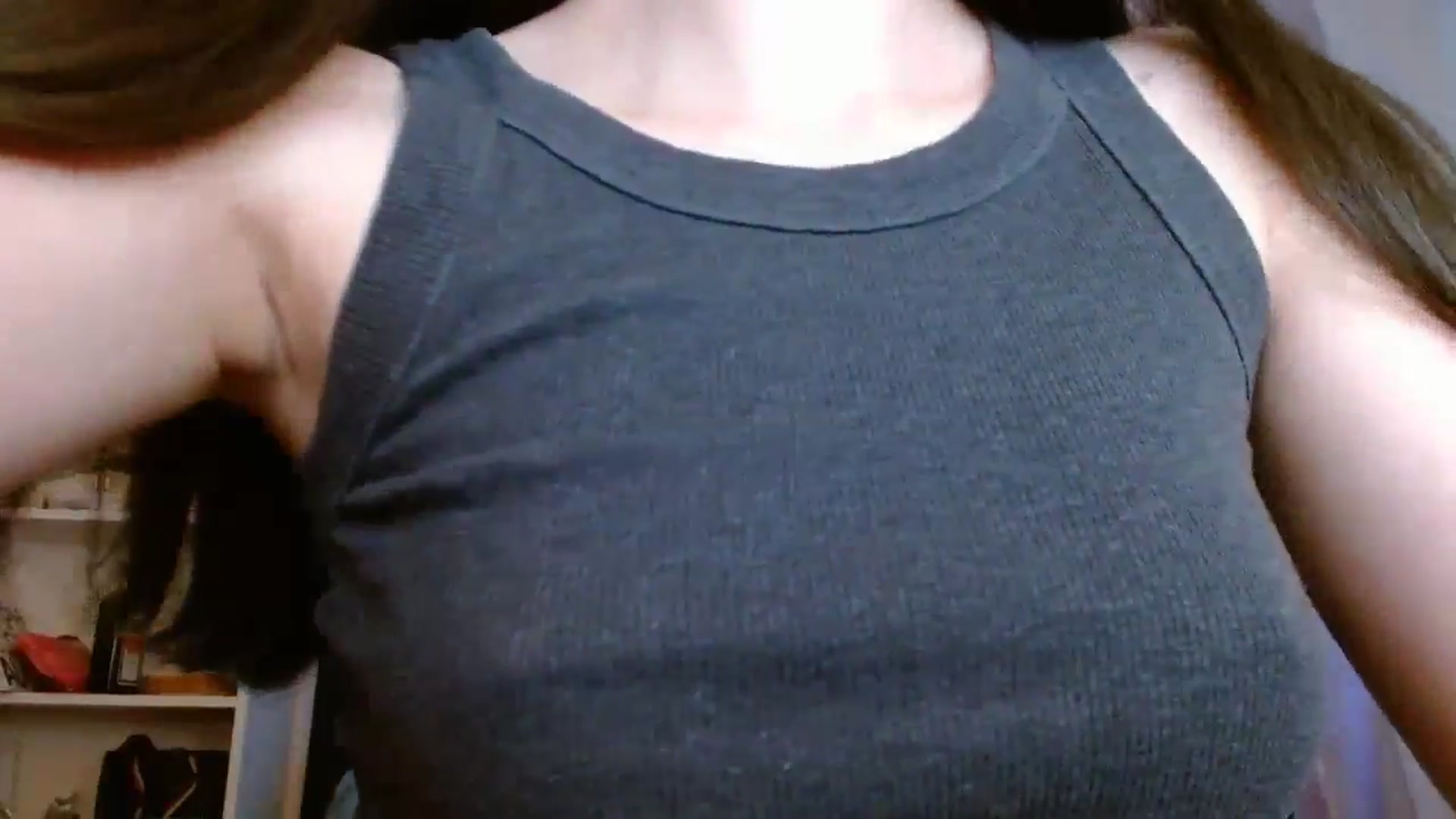 Gallery image thumbnail from ElsieF_'s myfreecams stream on, 06/21/2024, 17:04 image 19 of 20