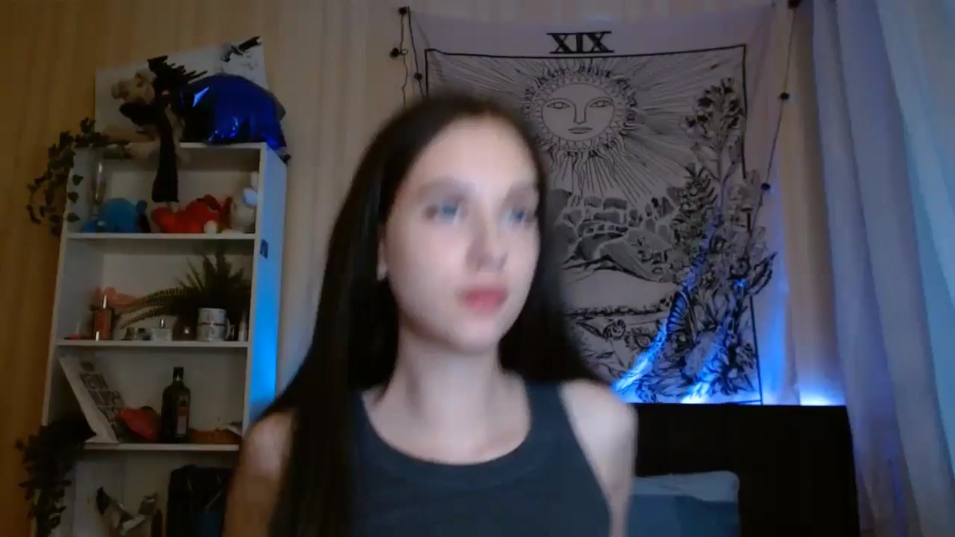 Gallery image thumbnail from ElsieF_'s myfreecams stream on, 06/21/2024, 17:04 image 14 of 20