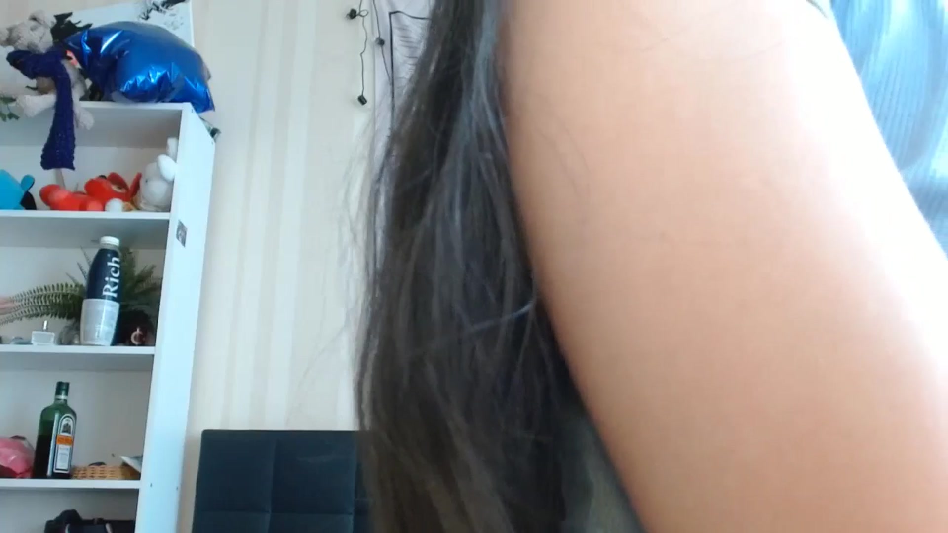 Gallery image thumbnail from ElsieF_'s myfreecams stream on, 06/22/2024, 06:55 image 17 of 20
