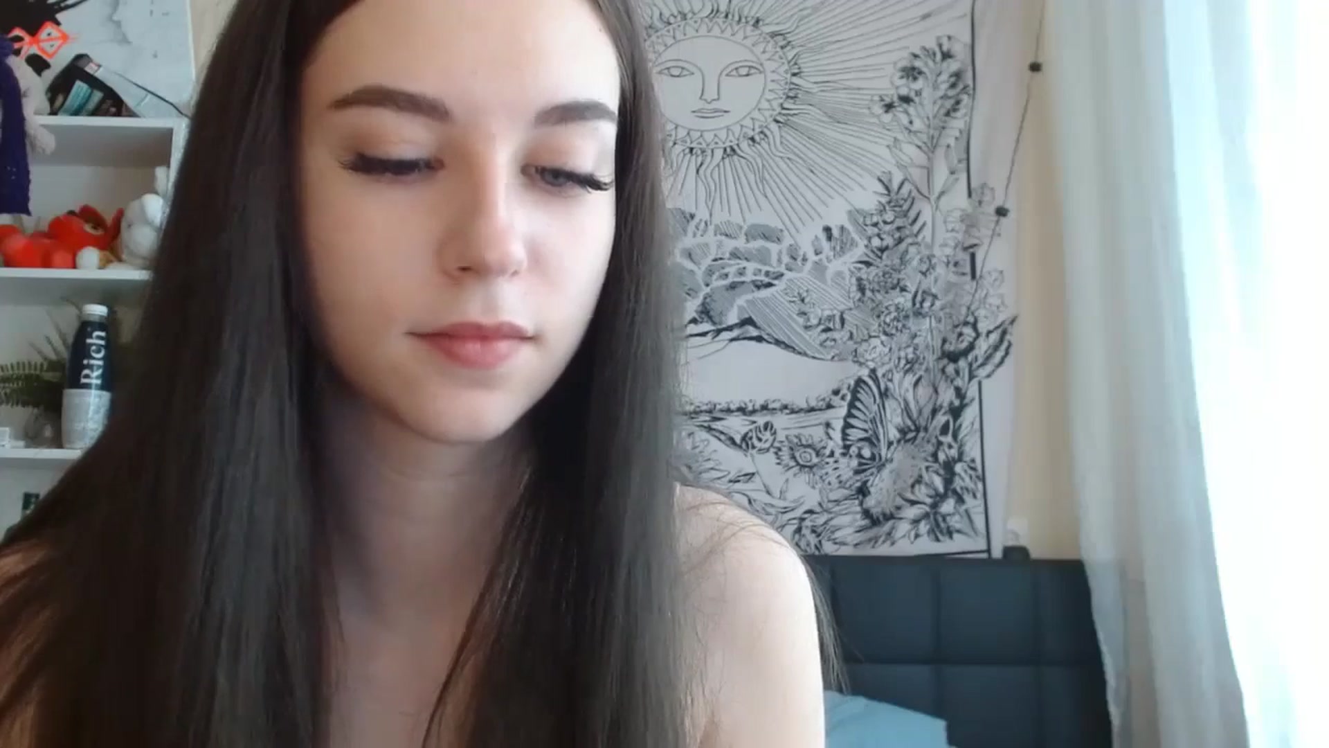 Gallery image thumbnail from ElsieF_'s myfreecams stream on, 06/23/2024, 07:42 image 9 of 20