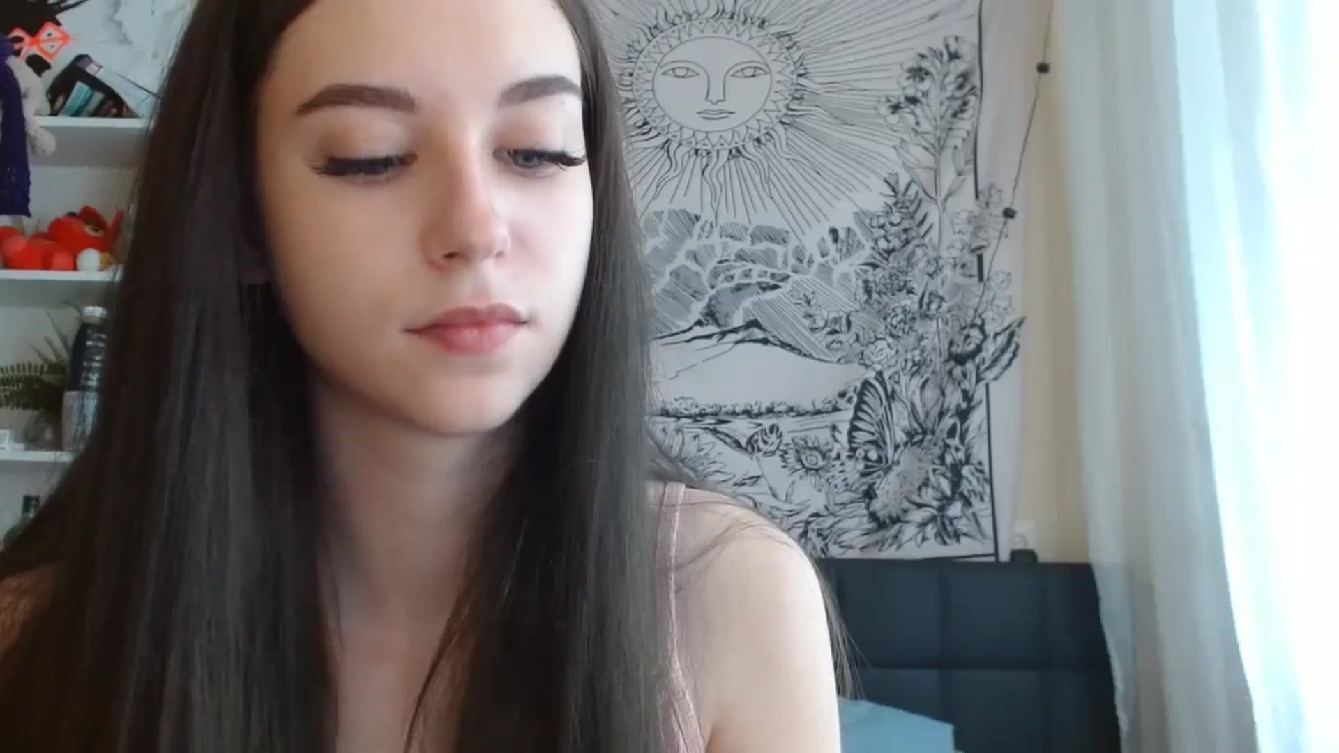 Gallery image thumbnail from ElsieF_'s myfreecams stream on, 06/23/2024, 07:42 image 7 of 20