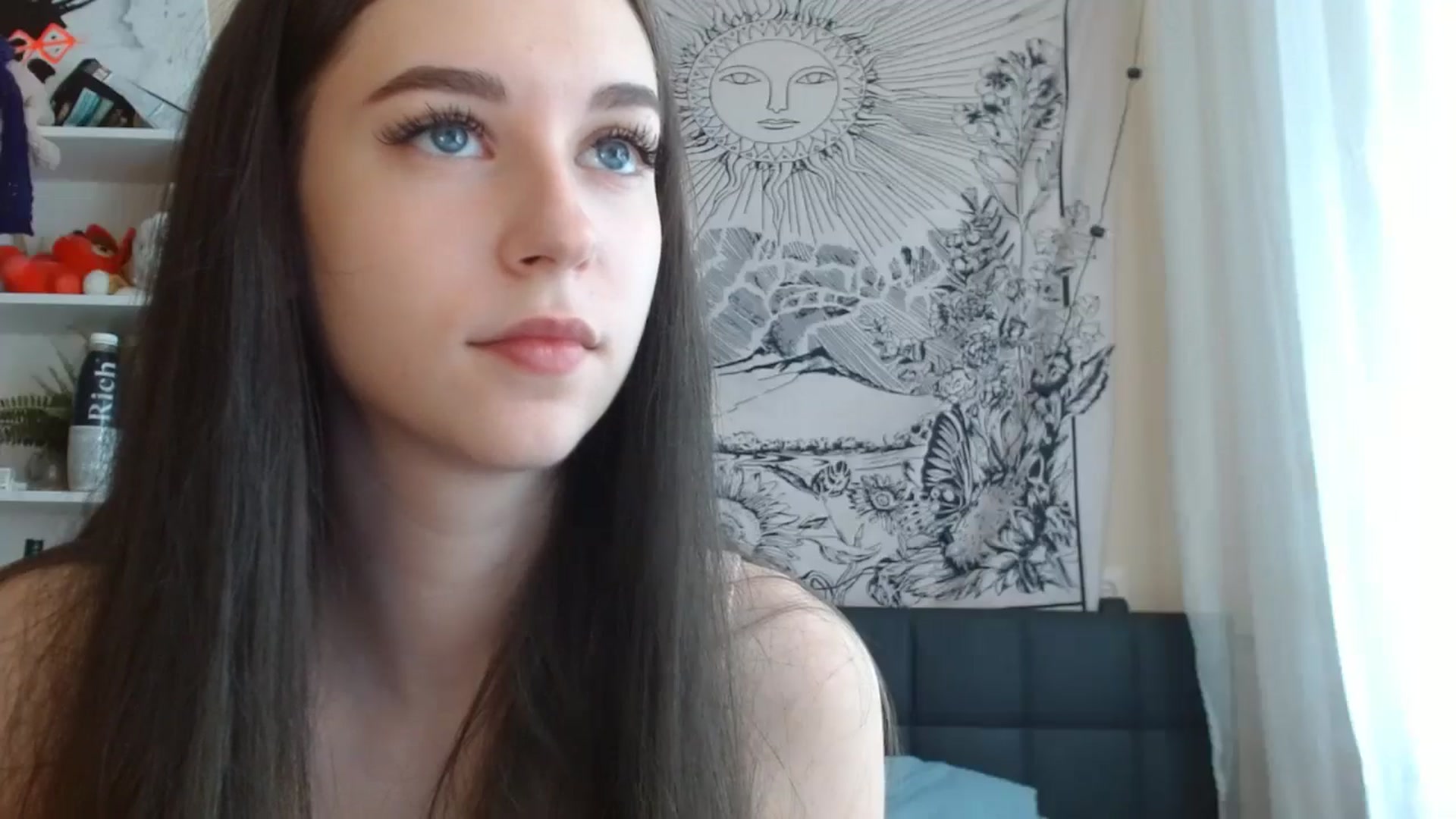Gallery image thumbnail from ElsieF_'s myfreecams stream on, 06/23/2024, 07:42 image 2 of 20