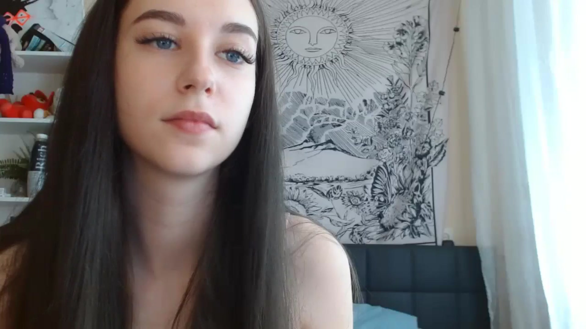 Gallery image thumbnail from ElsieF_'s myfreecams stream on, 06/23/2024, 07:42 image 8 of 20