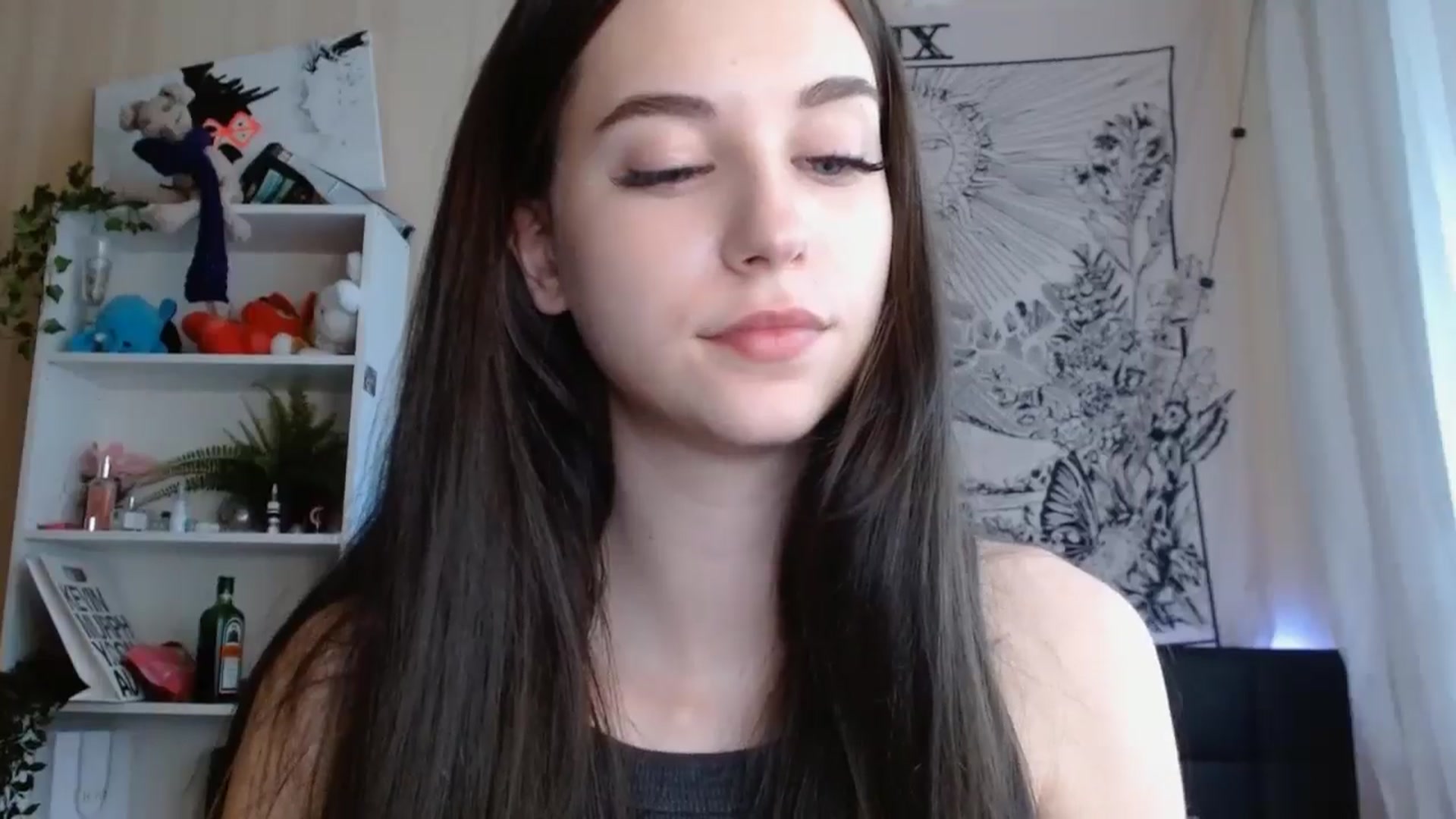 Gallery image thumbnail from ElsieF_'s myfreecams stream on, 06/24/2024, 02:27 image 20 of 20