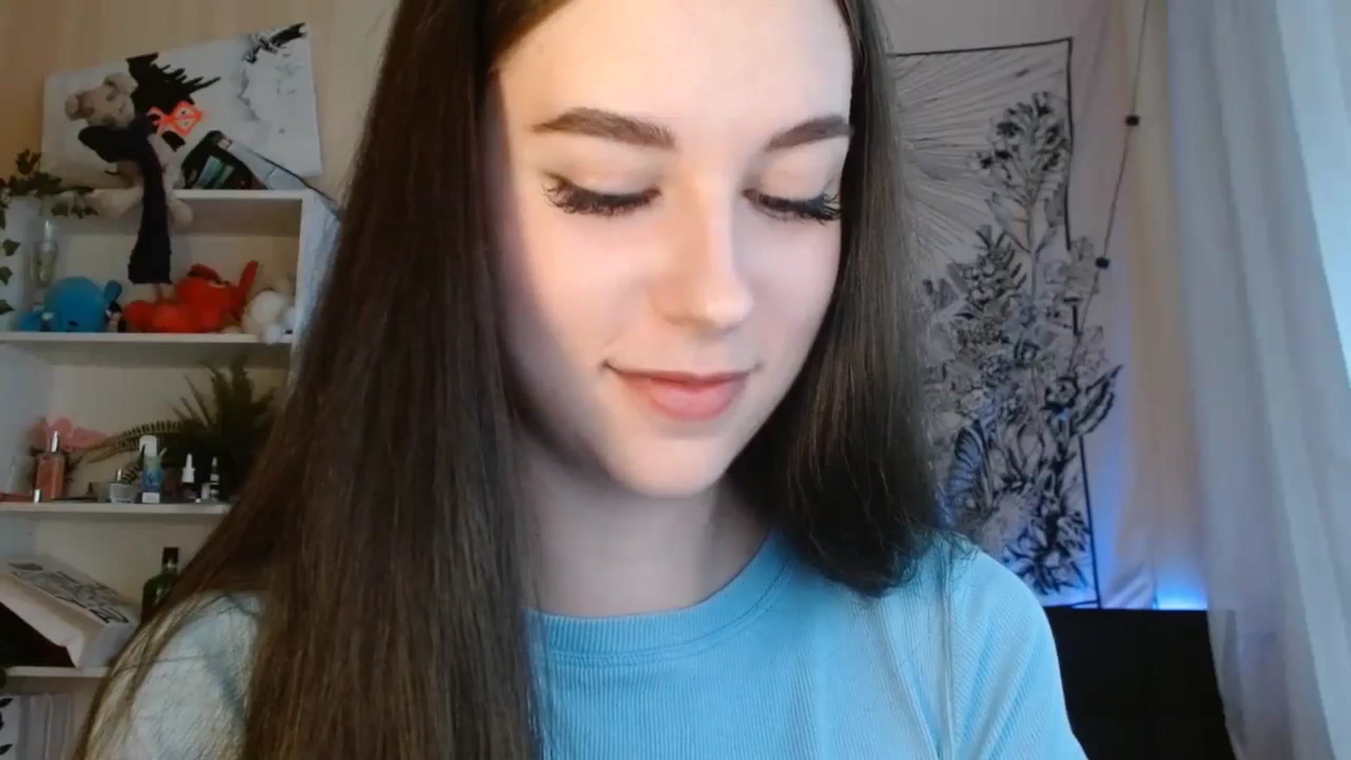 Gallery image thumbnail from ElsieF_'s myfreecams stream on, 06/28/2024, 15:56 image 11 of 20