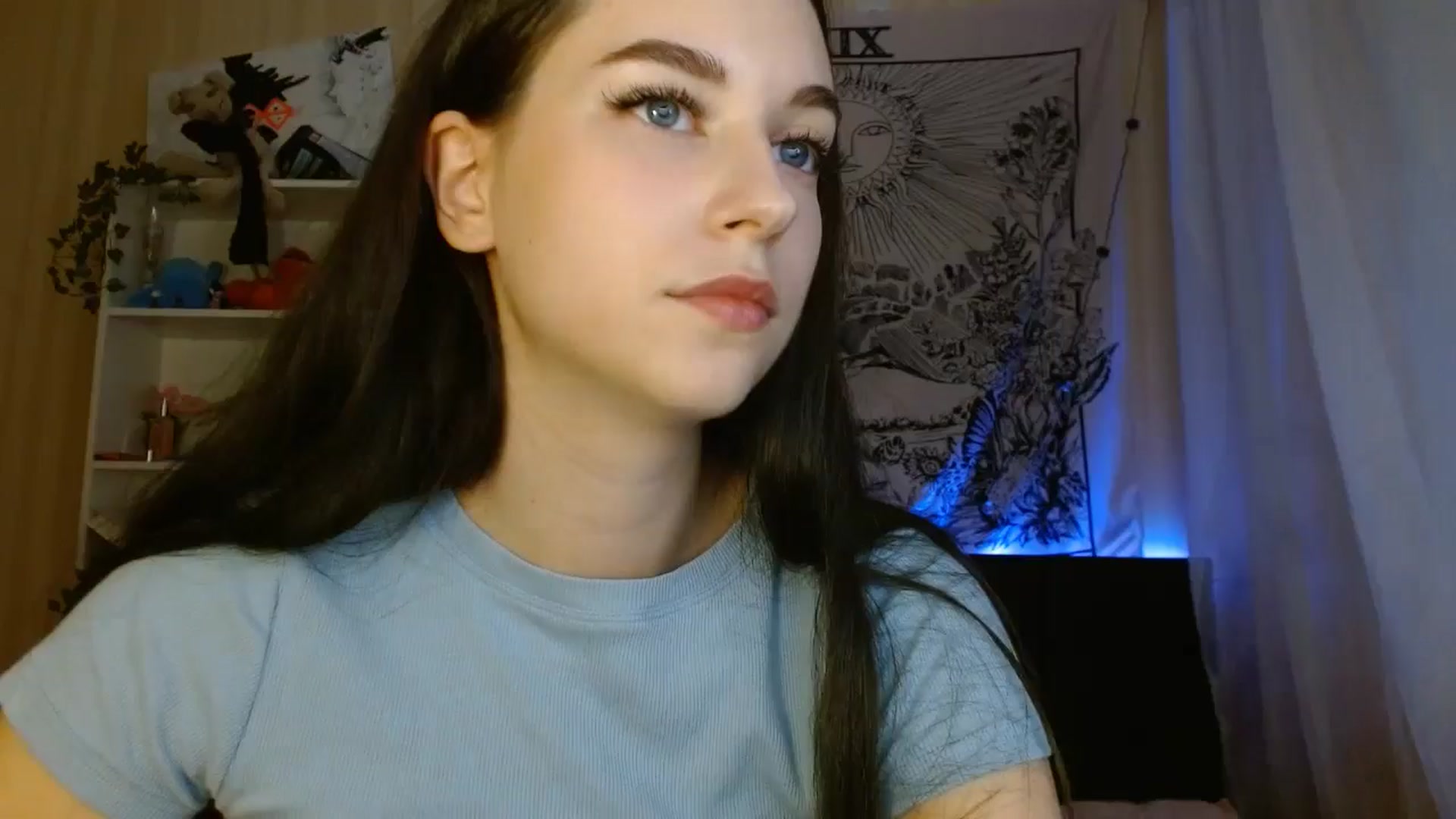 Gallery image thumbnail from ElsieF_'s myfreecams stream on, 06/28/2024, 17:32 image 1 of 20