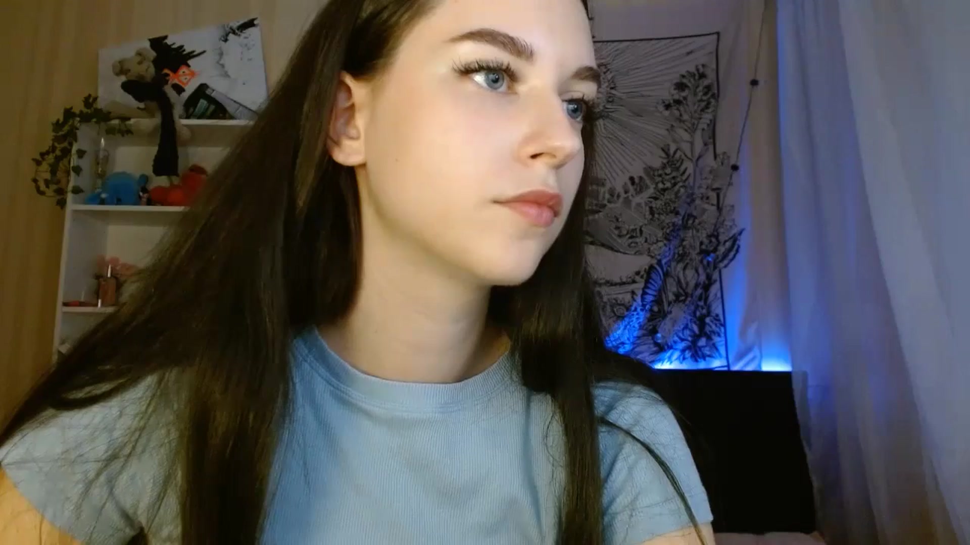 Gallery image thumbnail from ElsieF_'s myfreecams stream on, 06/28/2024, 17:32 image 6 of 20