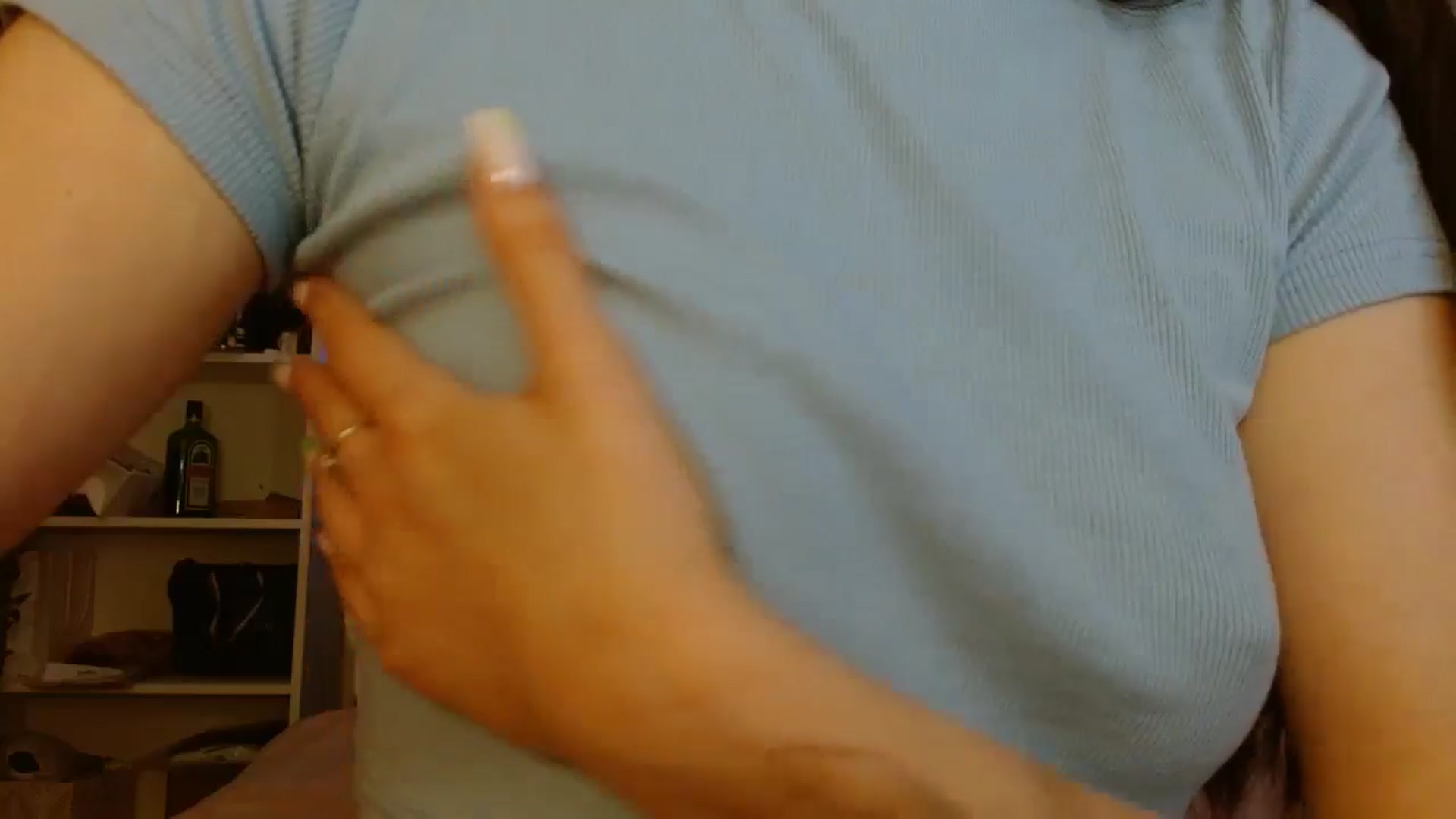 Gallery image thumbnail from ElsieF_'s myfreecams stream on, 06/28/2024, 17:32 image 9 of 20