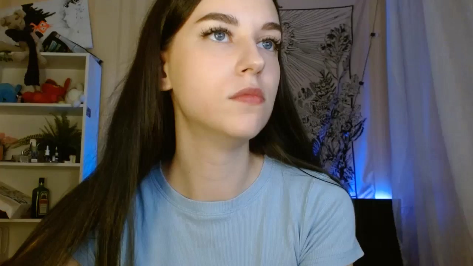 Gallery image thumbnail from ElsieF_'s myfreecams stream on, 06/28/2024, 18:38 image 1 of 20