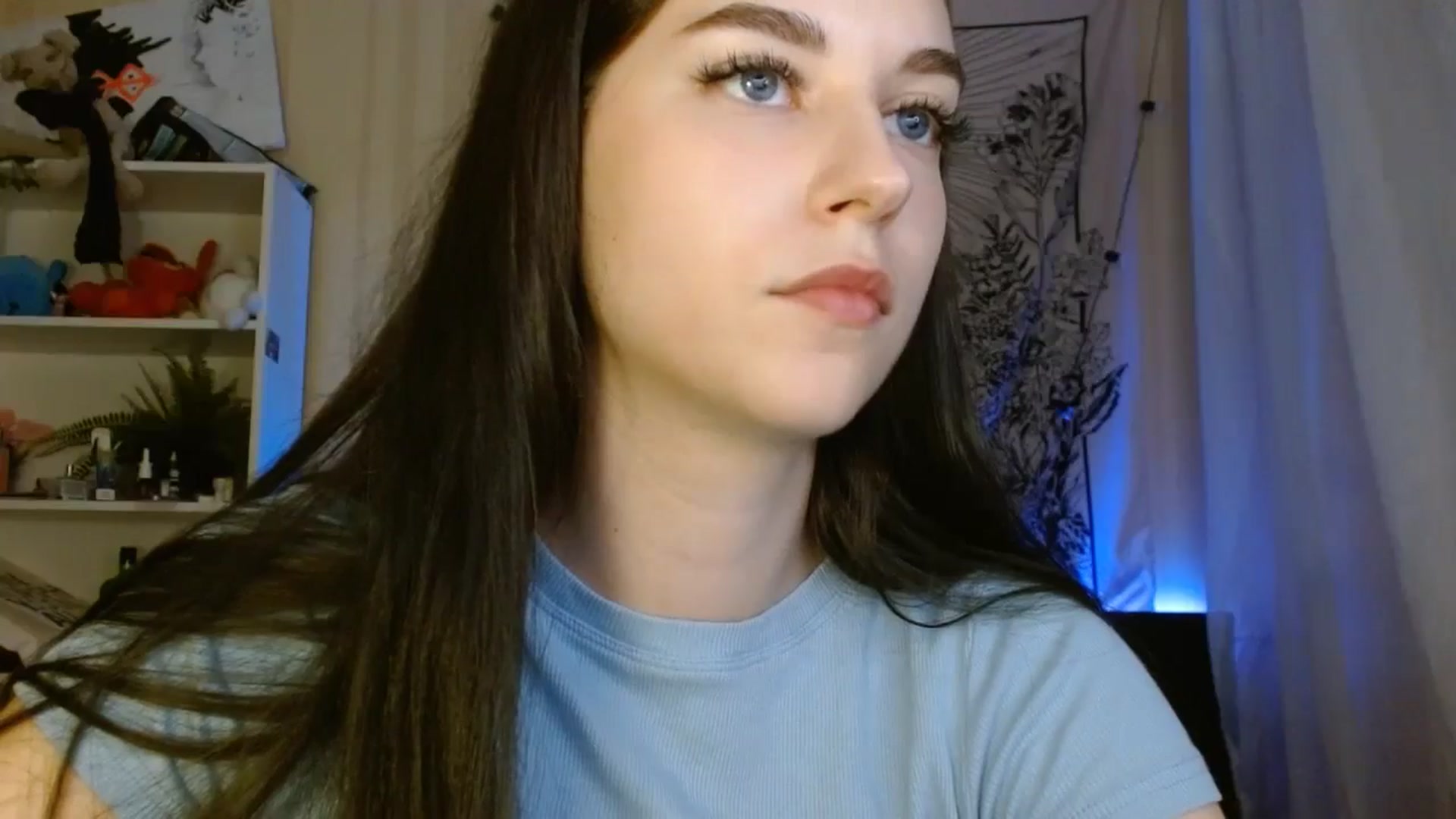Gallery image thumbnail from ElsieF_'s myfreecams stream on, 06/28/2024, 18:38 image 2 of 20