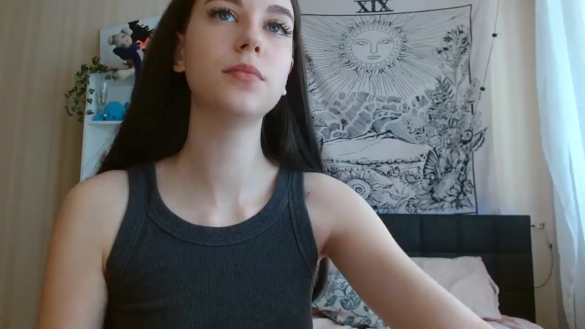 Gallery image thumbnail from ElsieF_'s myfreecams stream on, 06/30/2024, 08:02 image 13 of 20