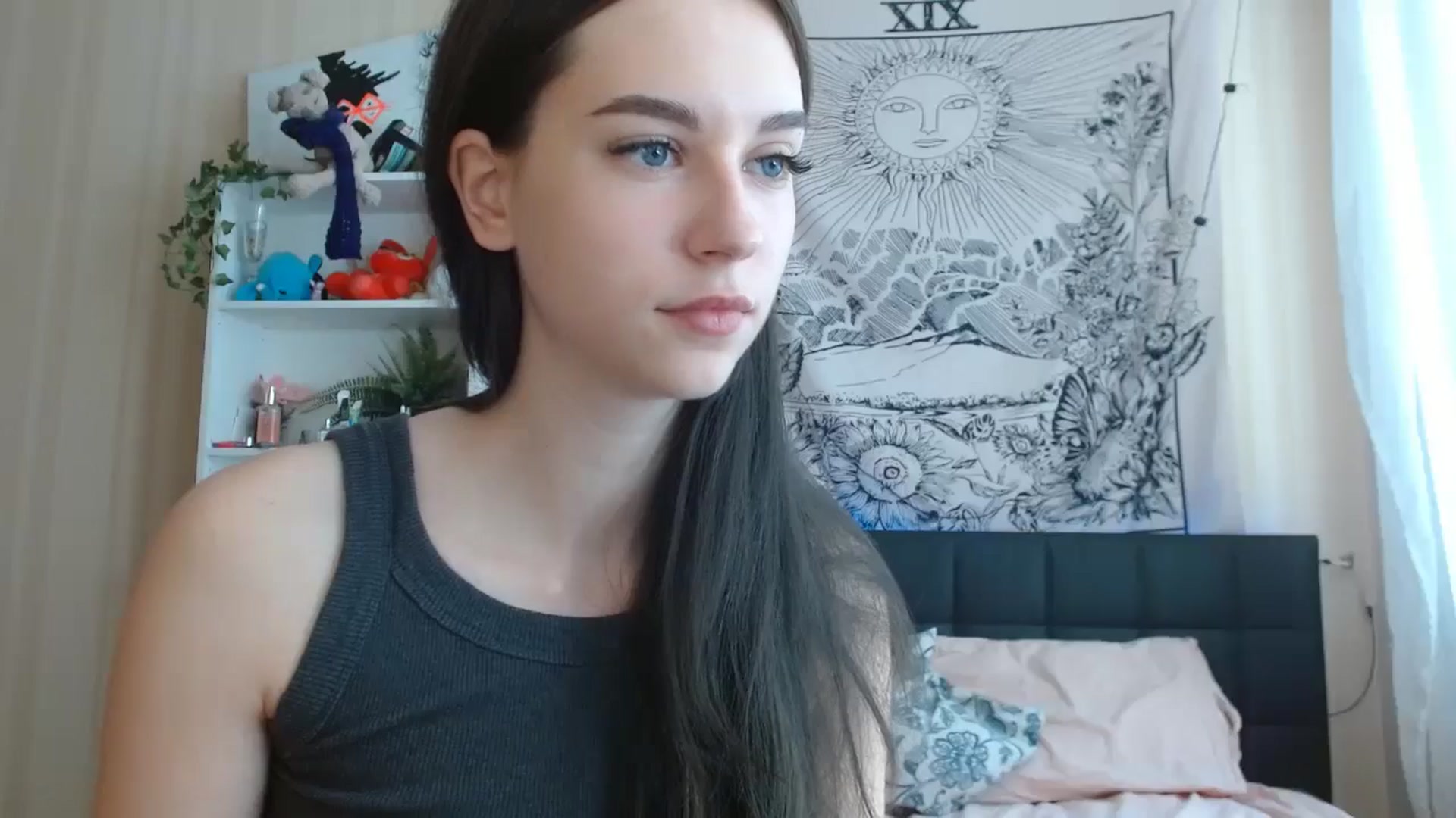 Gallery image thumbnail from ElsieF_'s myfreecams stream on, 06/30/2024, 08:02 image 12 of 20