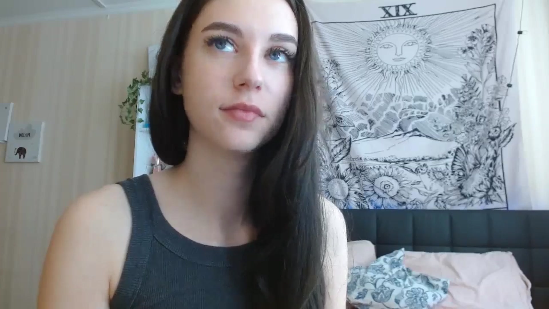 Gallery image thumbnail from ElsieF_'s myfreecams stream on, 06/30/2024, 09:05 image 2 of 20