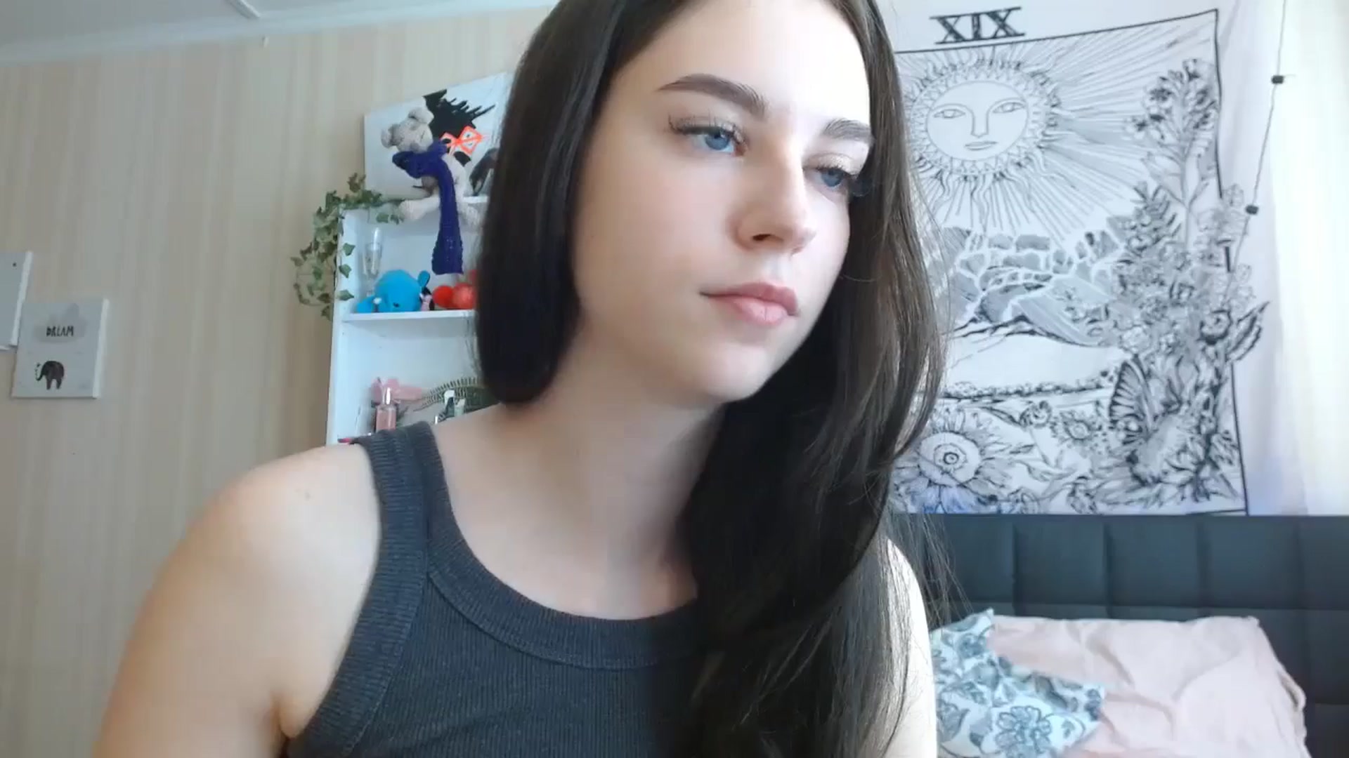 Gallery image thumbnail from ElsieF_'s myfreecams stream on, 06/30/2024, 09:05 image 4 of 20