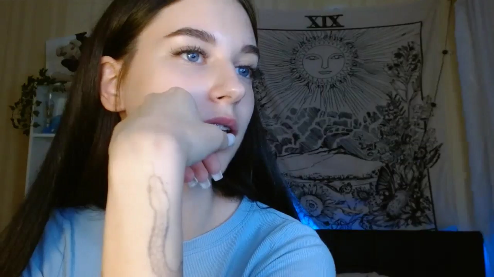 Gallery image thumbnail from ElsieF_'s myfreecams stream on, 07/02/2024, 17:59 image 13 of 20