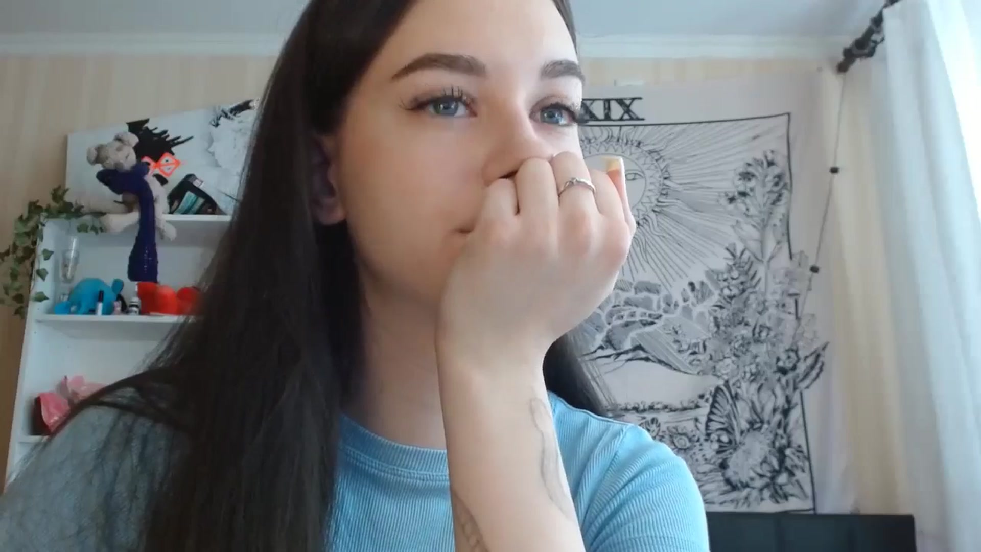 Gallery image thumbnail from ElsieF_'s myfreecams stream on, 07/05/2024, 07:28 image 11 of 20