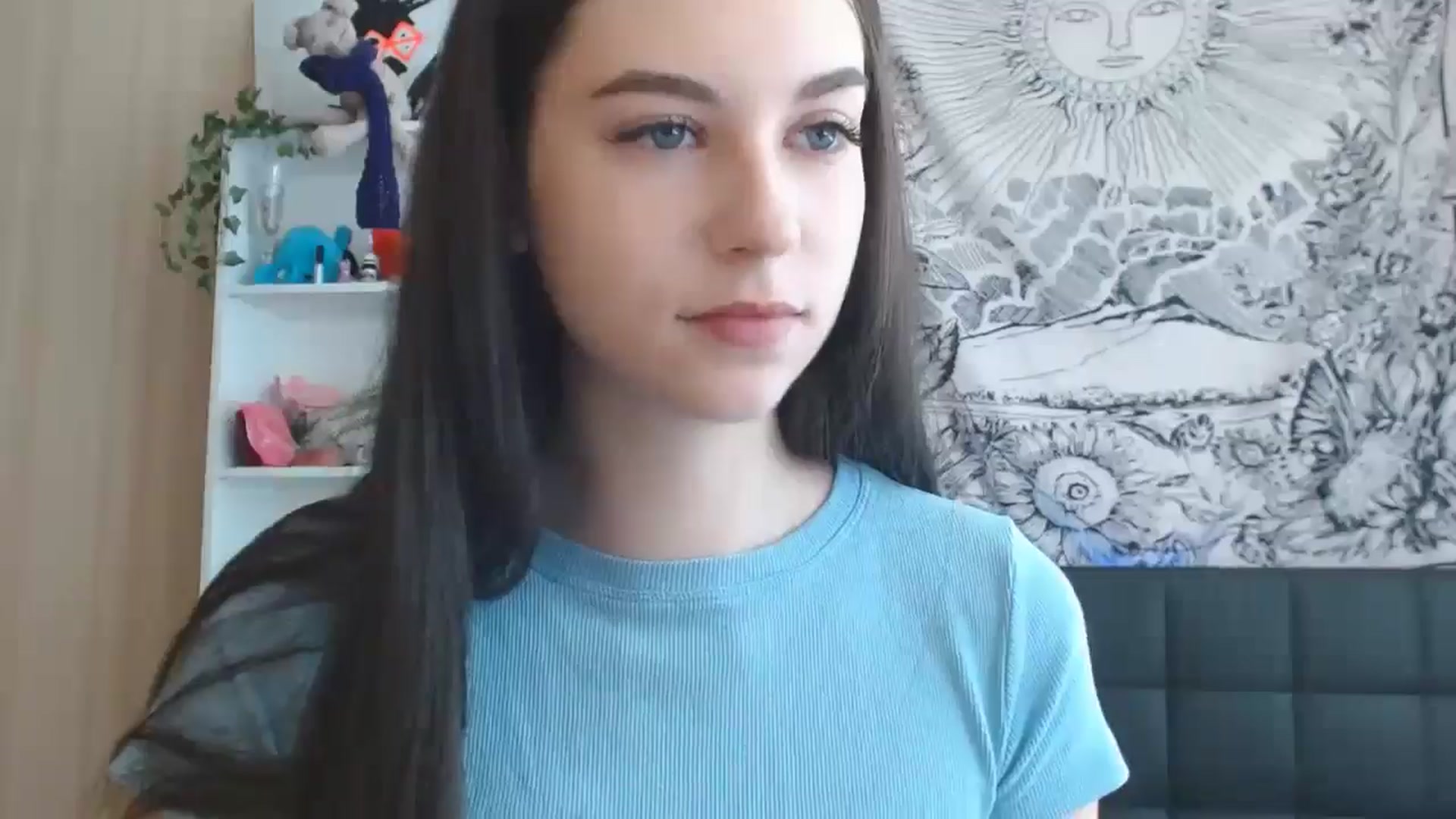 Gallery image thumbnail from ElsieF_'s myfreecams stream on, 07/05/2024, 09:09 image 16 of 20