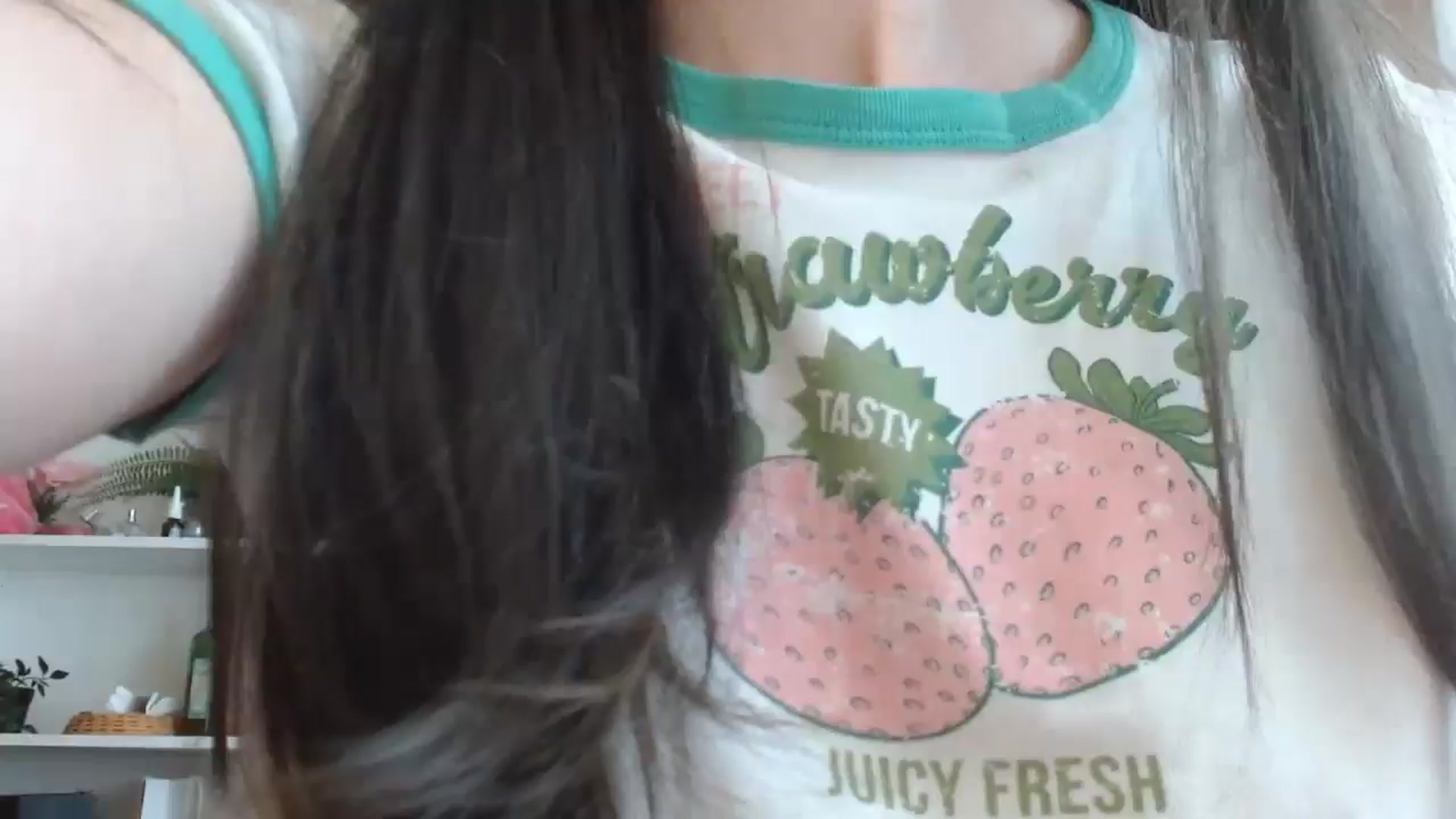 Gallery image thumbnail from ElsieF_'s myfreecams stream on, 07/07/2024, 07:20 image 11 of 20