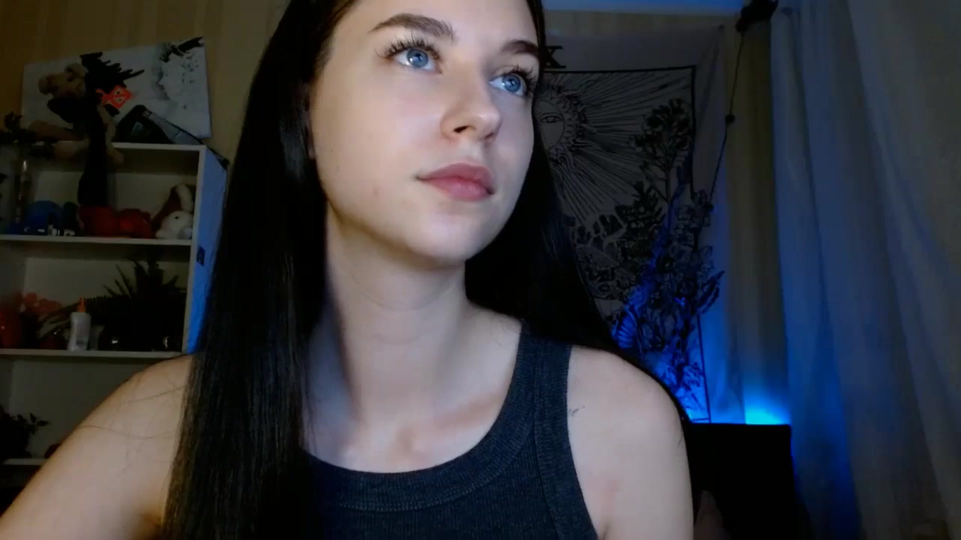Gallery image thumbnail from ElsieF_'s myfreecams stream on, 07/07/2024, 18:00 image 7 of 20