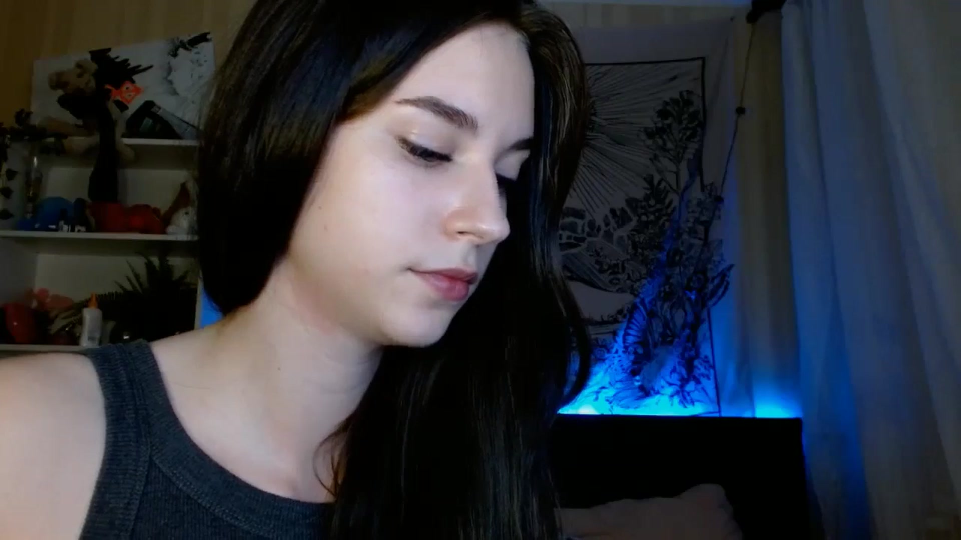 Gallery image thumbnail from ElsieF_'s myfreecams stream on, 07/07/2024, 18:22 image 20 of 20