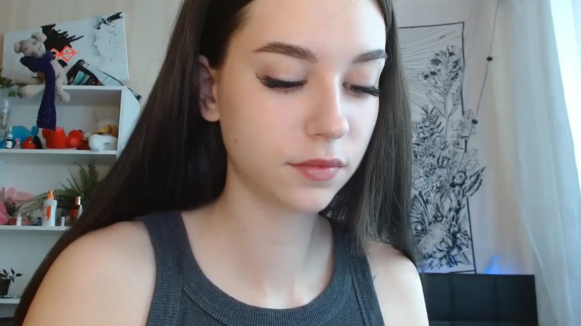 Gallery image thumbnail from ElsieF_'s myfreecams stream on, 07/12/2024, 06:29 image 6 of 20