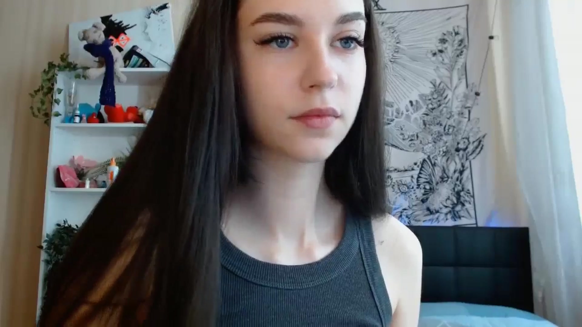 Gallery image thumbnail from ElsieF_'s myfreecams stream on, 07/12/2024, 06:29 image 19 of 20