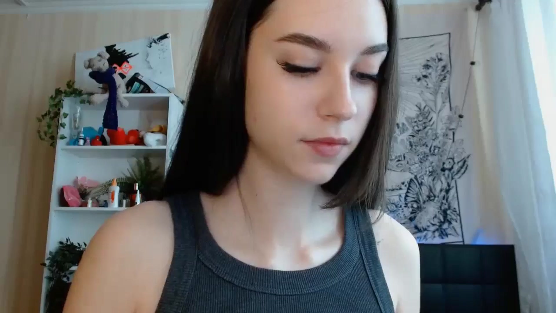 Gallery image thumbnail from ElsieF_'s myfreecams stream on, 07/12/2024, 06:29 image 13 of 20