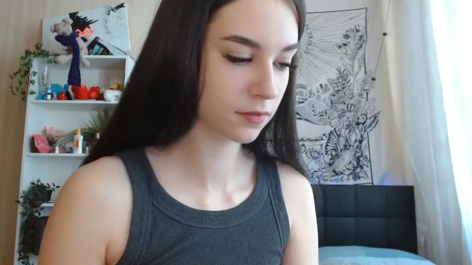 Gallery image thumbnail from ElsieF_'s myfreecams stream on, 07/12/2024, 06:51 image 8 of 20