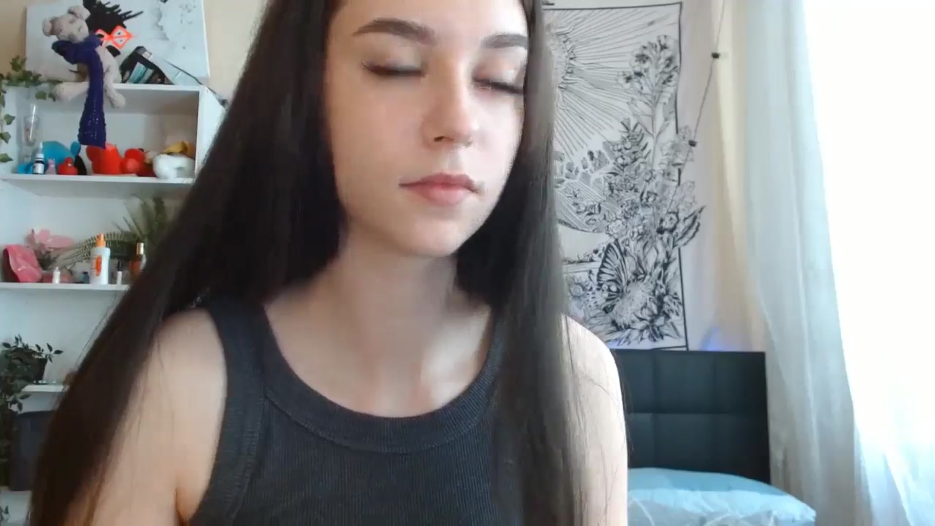 Gallery image thumbnail from ElsieF_'s myfreecams stream on, 07/12/2024, 06:51 image 14 of 20