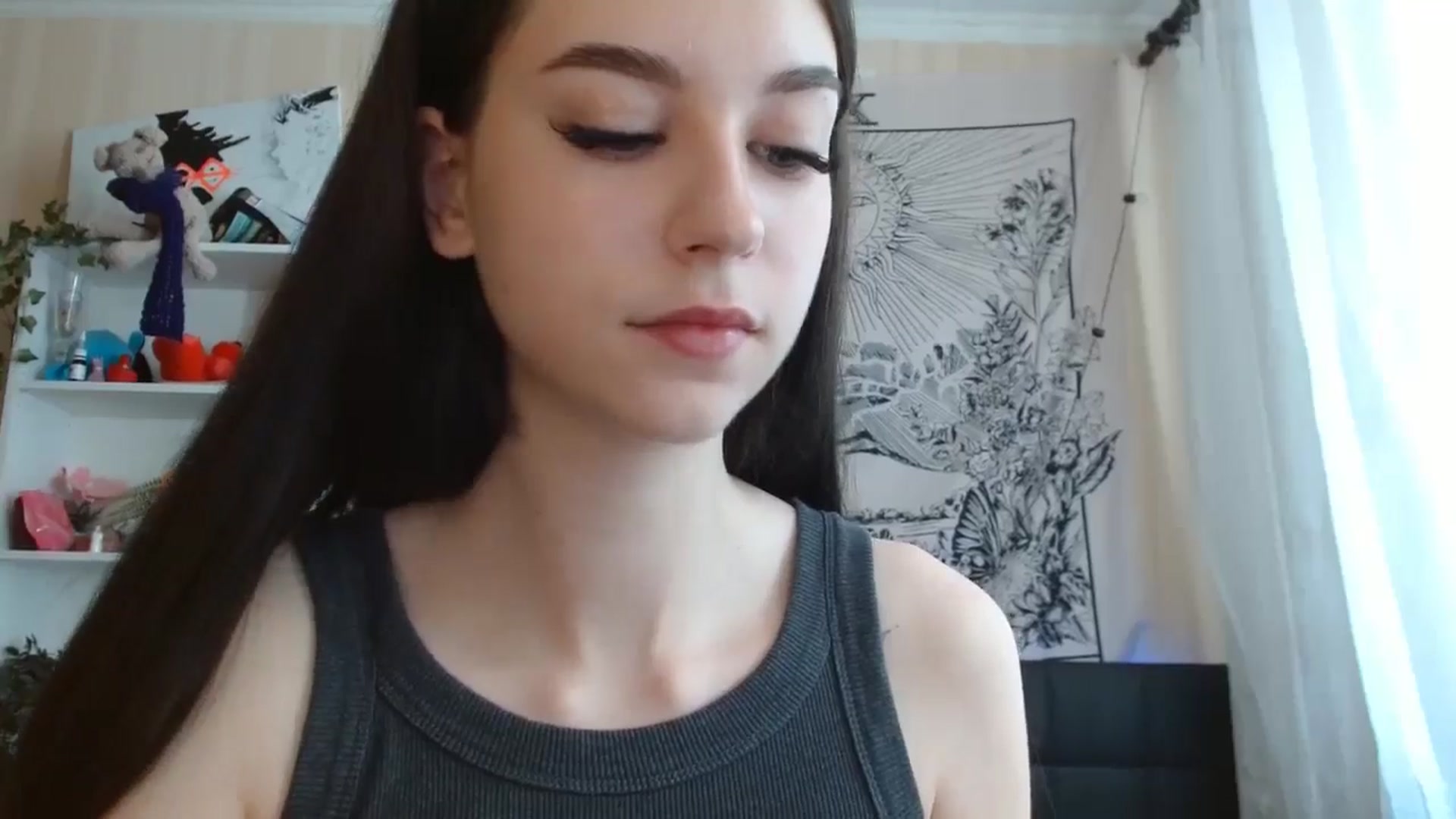 Gallery image thumbnail from ElsieF_'s myfreecams stream on, 07/12/2024, 06:51 image 20 of 20