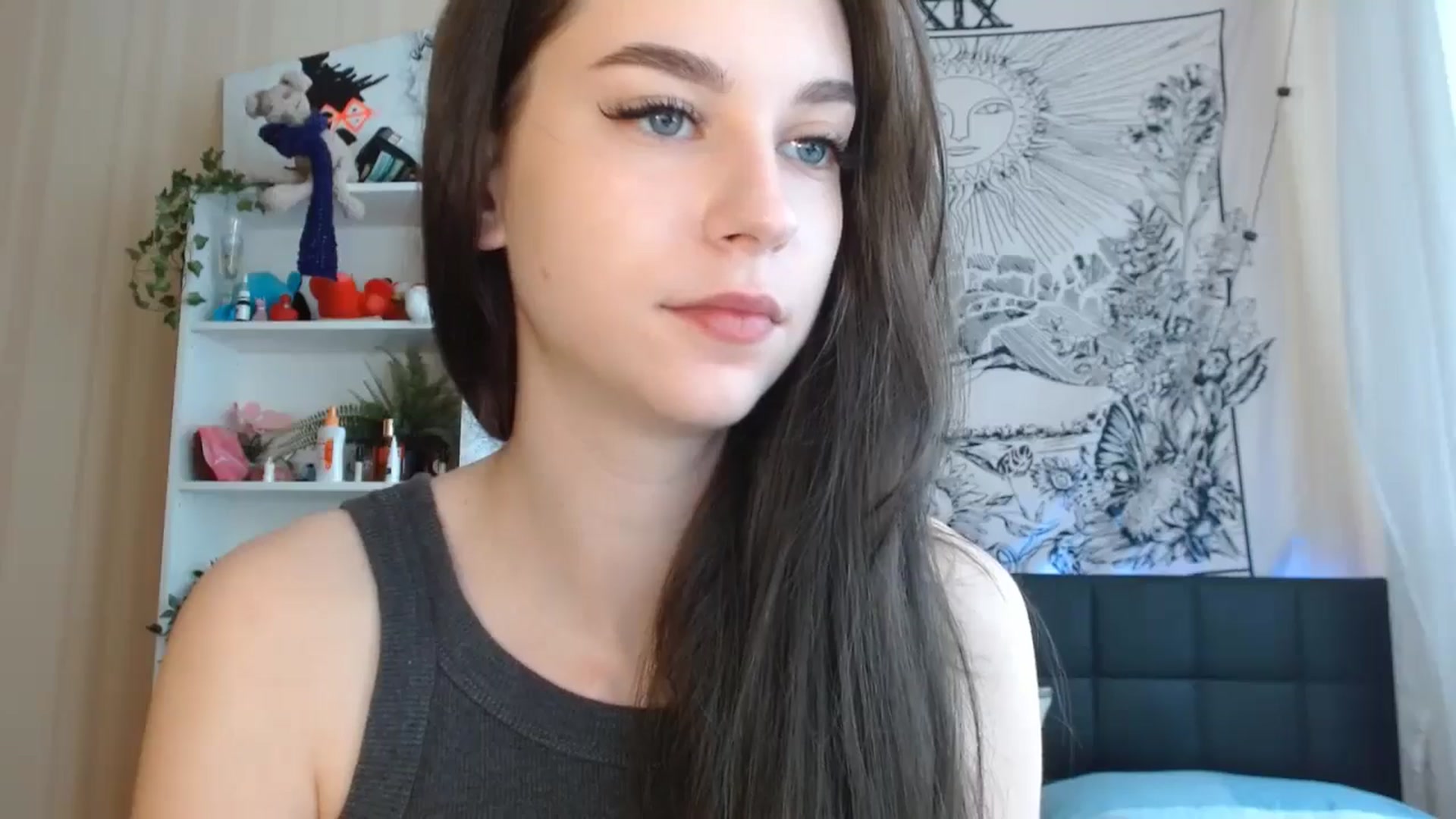 Gallery image thumbnail from ElsieF_'s myfreecams stream on, 07/12/2024, 07:42 image 7 of 20