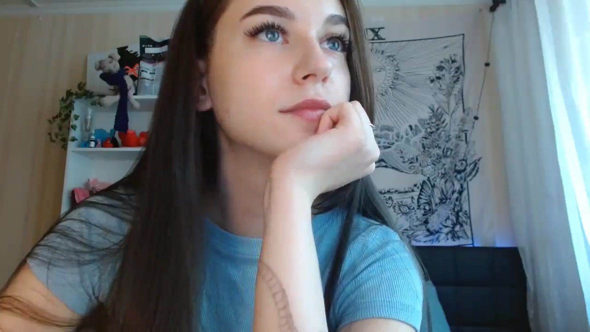 Gallery image thumbnail from ElsieF_'s myfreecams stream on, 07/13/2024, 05:19 image 4 of 20