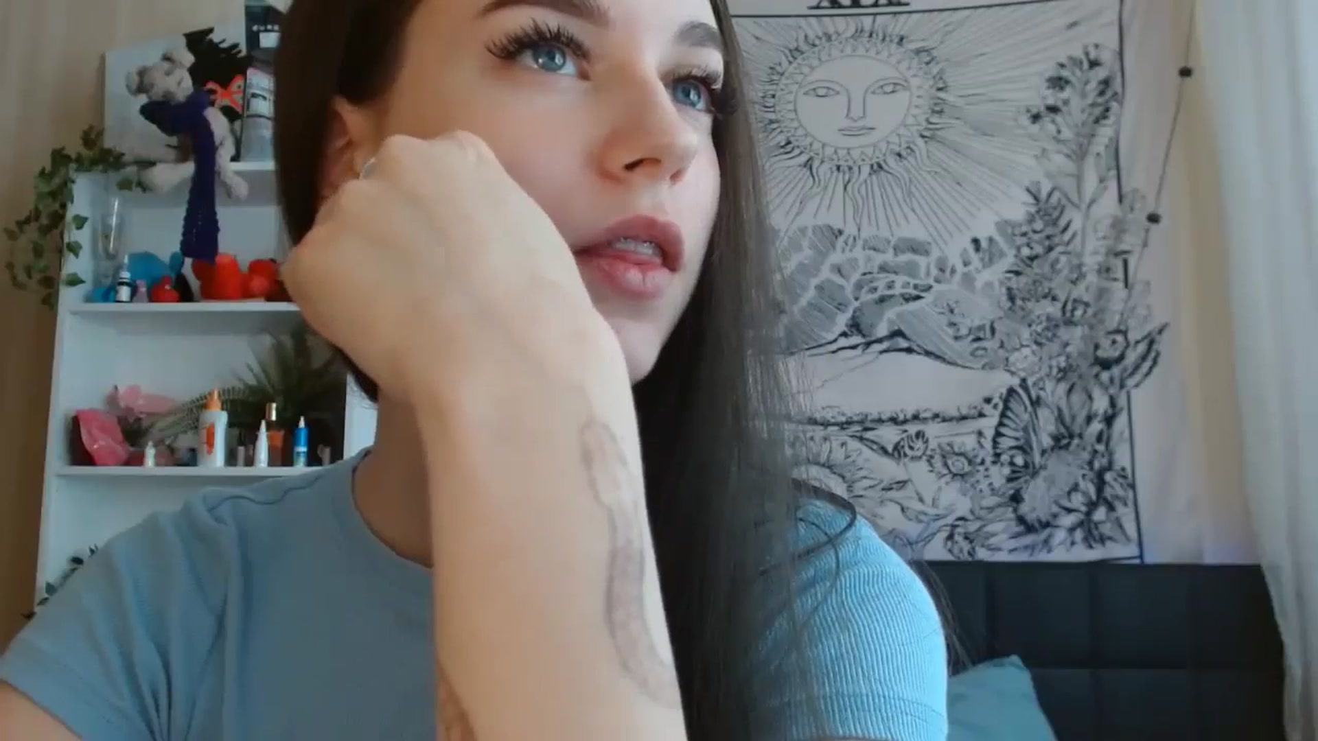 Gallery image thumbnail from ElsieF_'s myfreecams stream on, 07/13/2024, 06:47 image 7 of 20