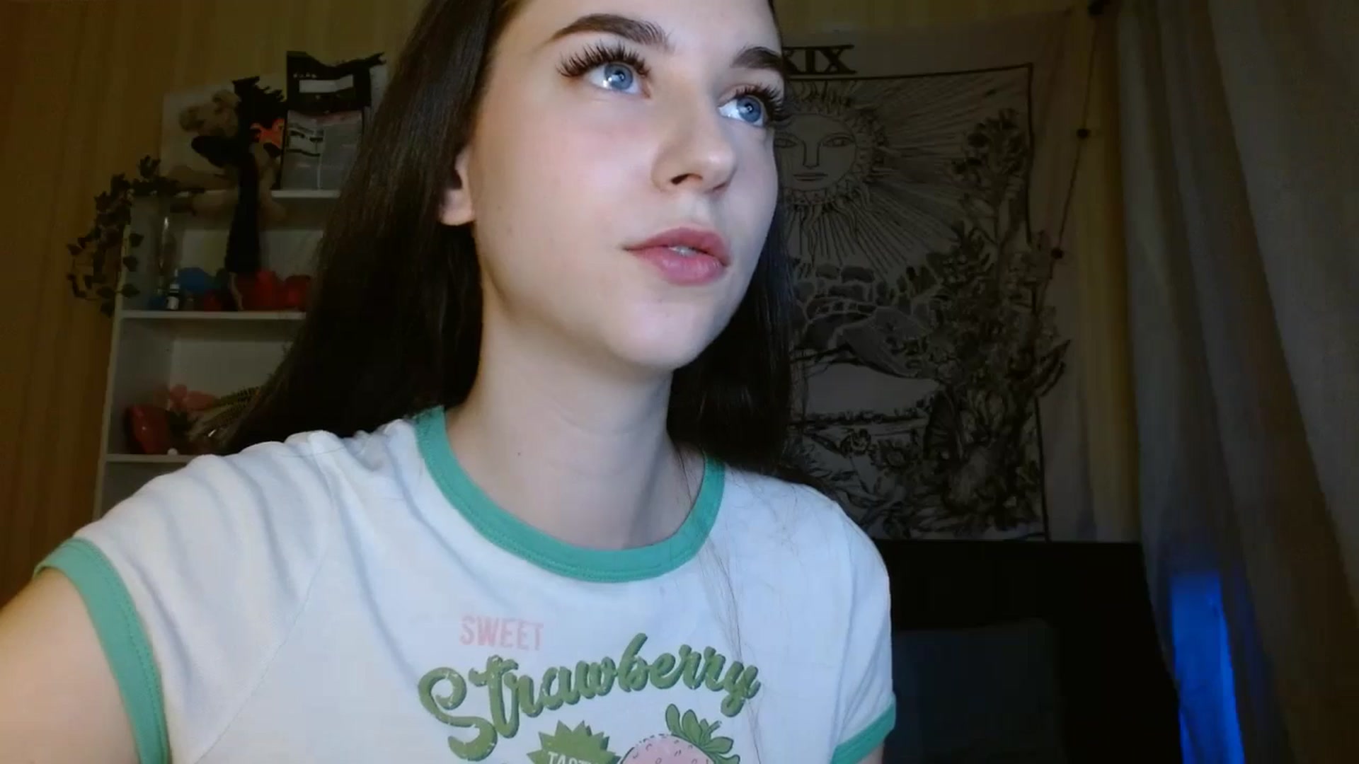 Gallery image thumbnail from ElsieF_'s myfreecams stream on, 07/14/2024, 19:00 image 5 of 20