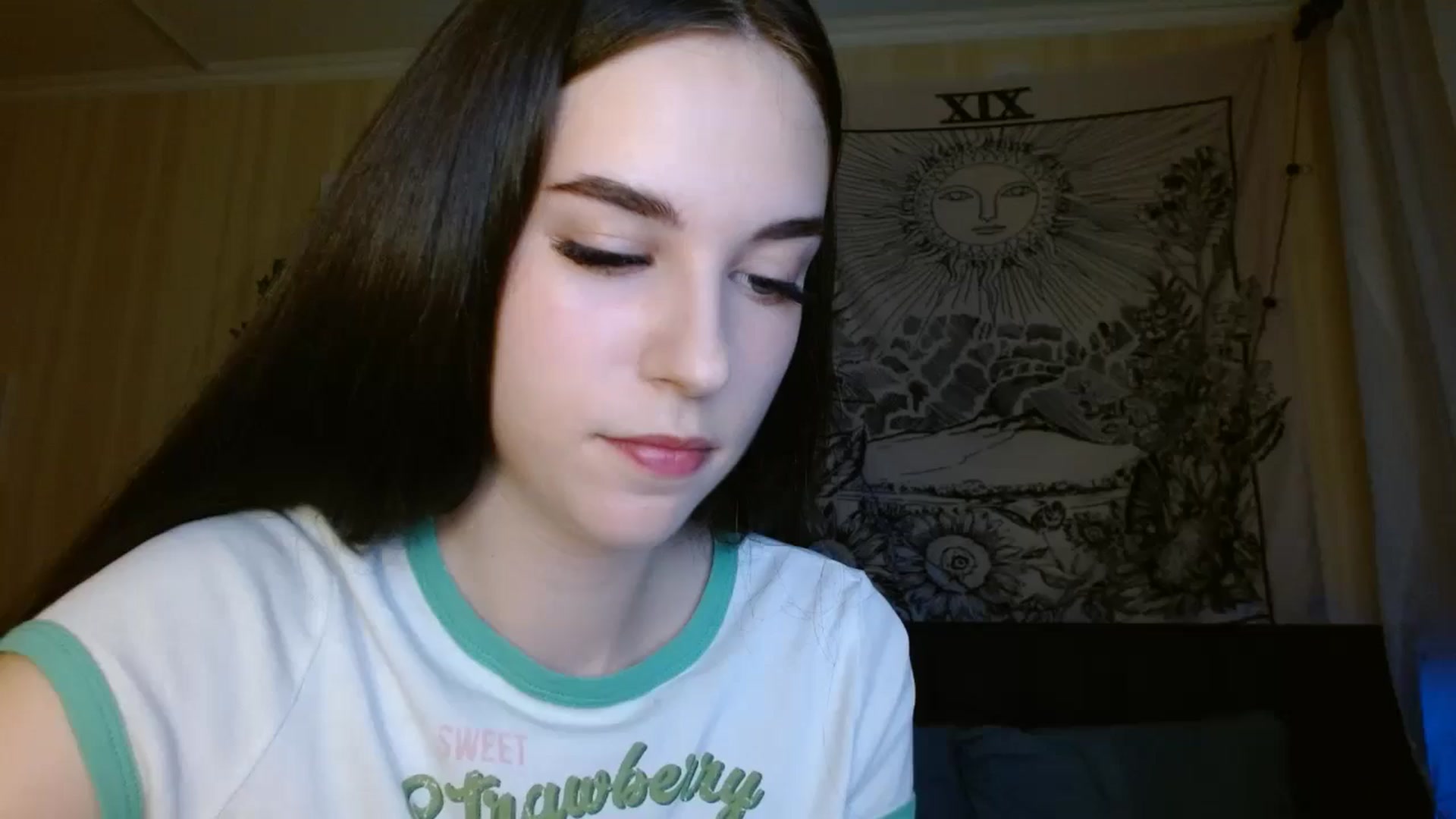 Gallery image thumbnail from ElsieF_'s myfreecams stream on, 07/14/2024, 19:29 image 1 of 20