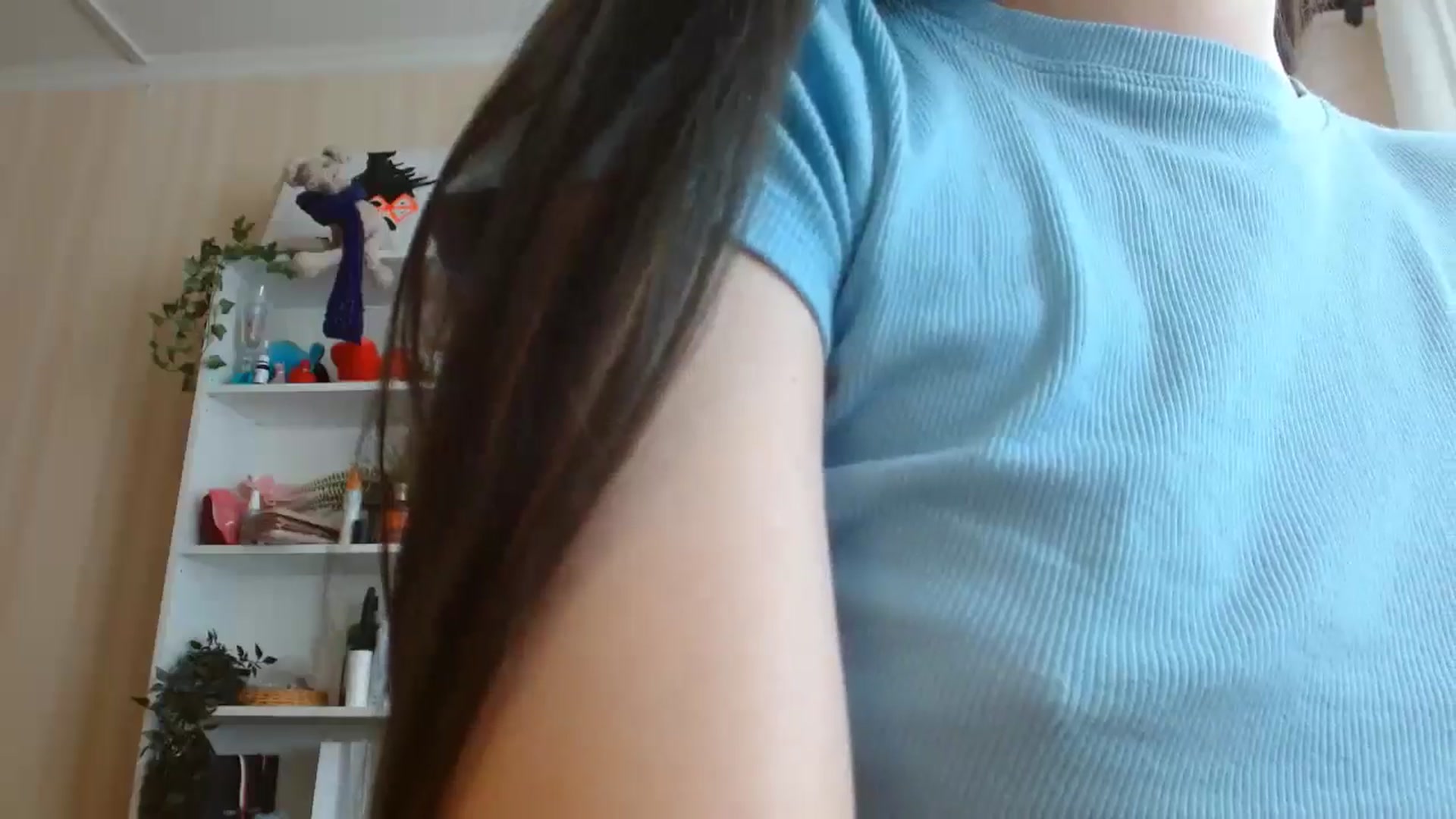 Gallery image thumbnail from ElsieF_'s myfreecams stream on, 07/18/2024, 07:16 image 8 of 20