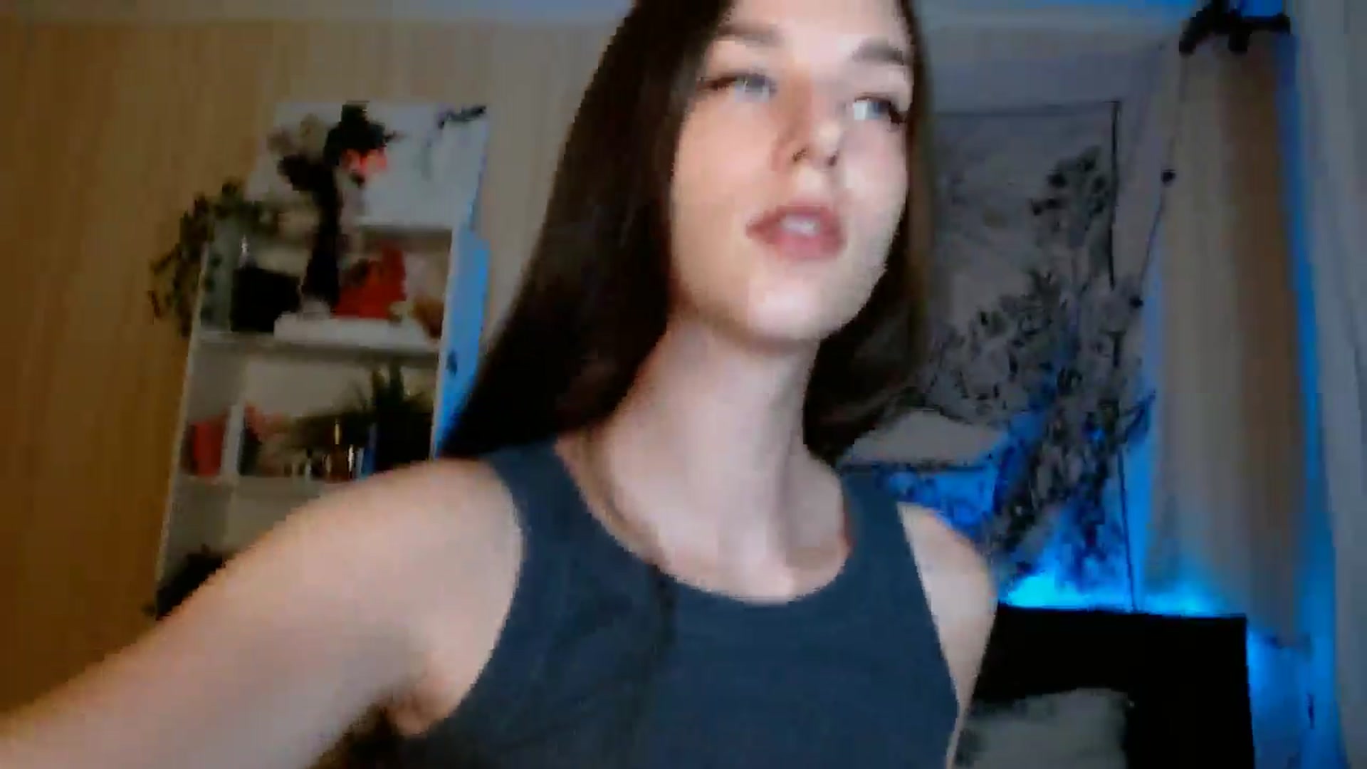 Gallery image thumbnail from ElsieF_'s myfreecams stream on, 08/02/2024, 18:08 image 4 of 20
