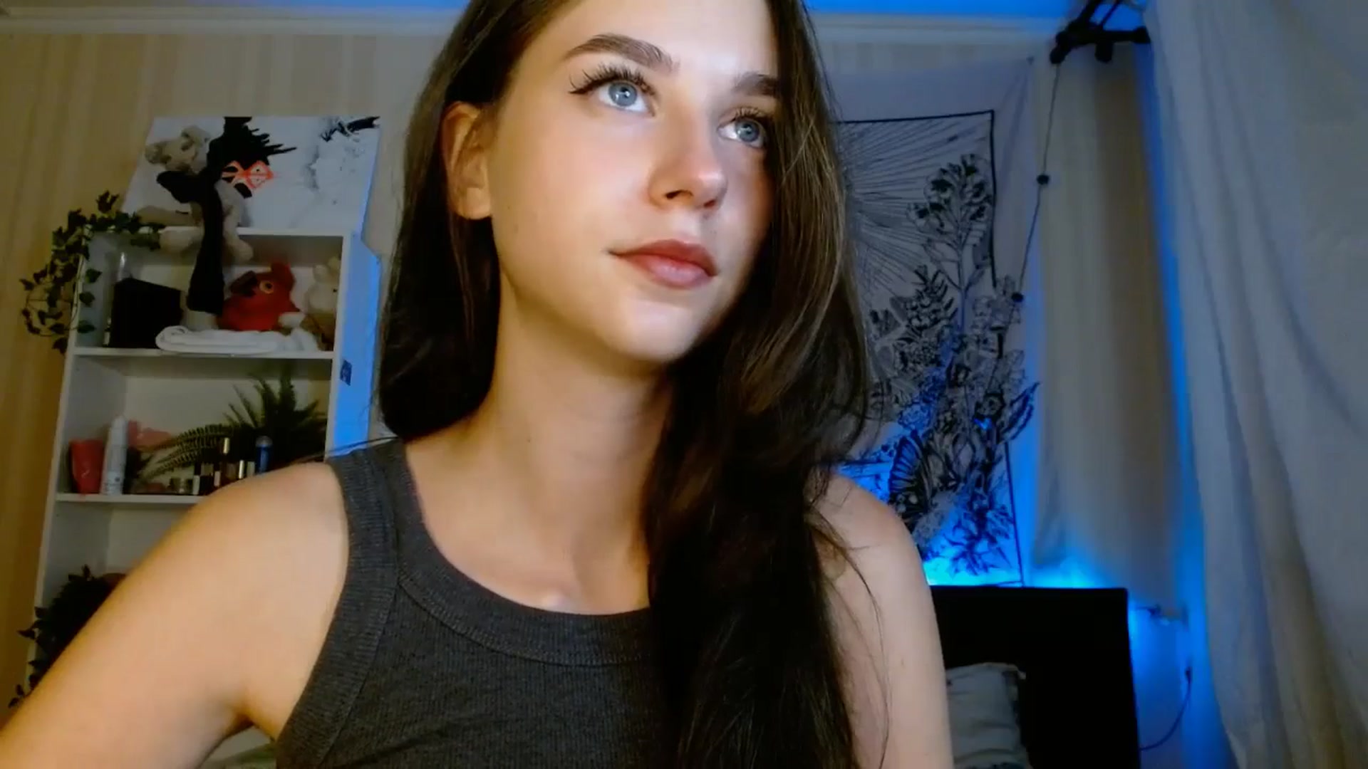 Gallery image thumbnail from ElsieF_'s myfreecams stream on, 08/02/2024, 18:08 image 5 of 20