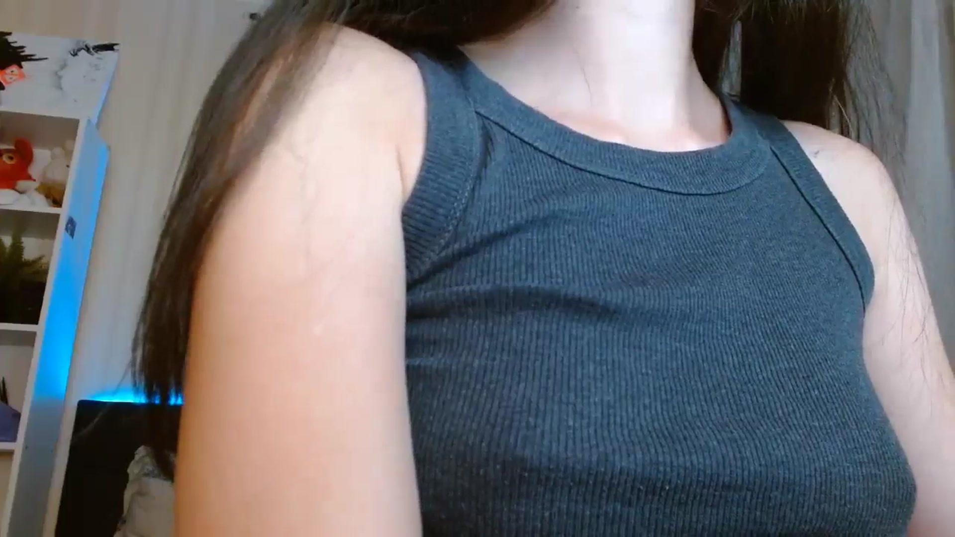 Gallery image thumbnail from ElsieF_'s myfreecams stream on, 08/02/2024, 18:40 image 12 of 20