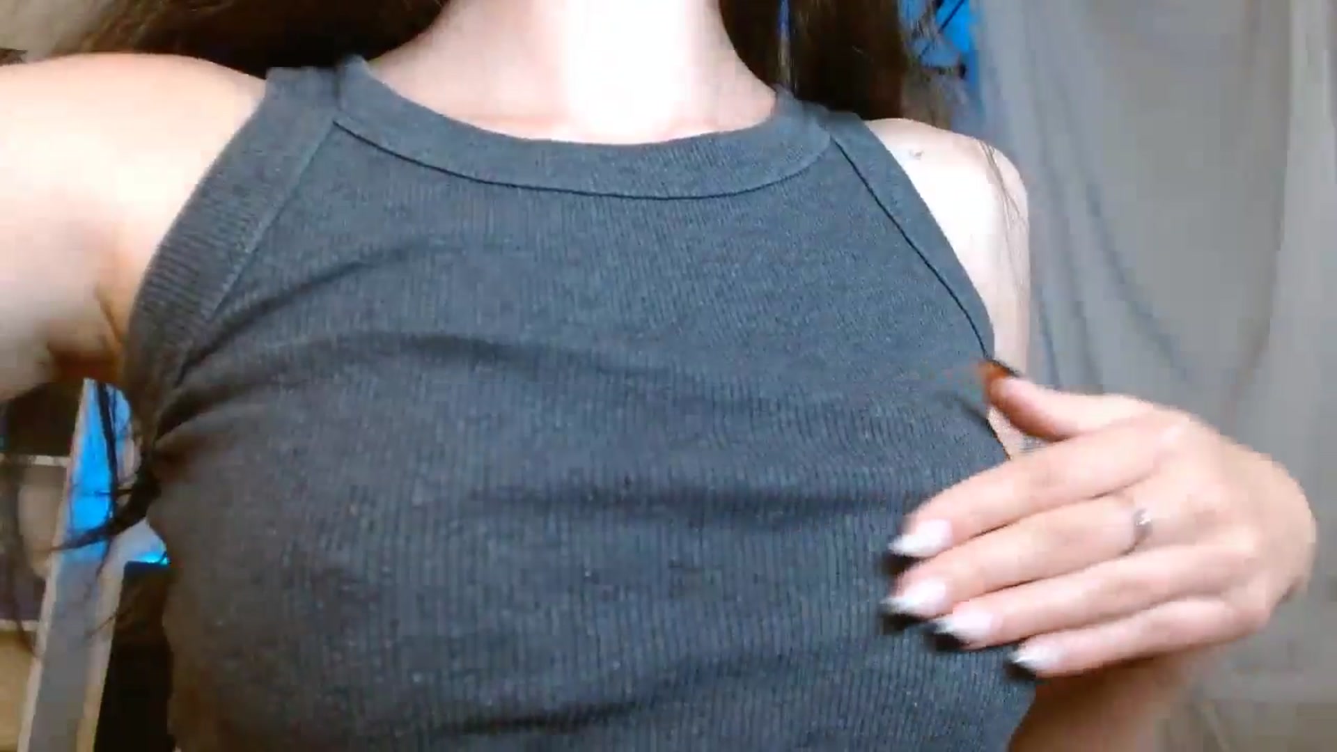 Gallery image thumbnail from ElsieF_'s myfreecams stream on, 08/02/2024, 18:40 image 11 of 20