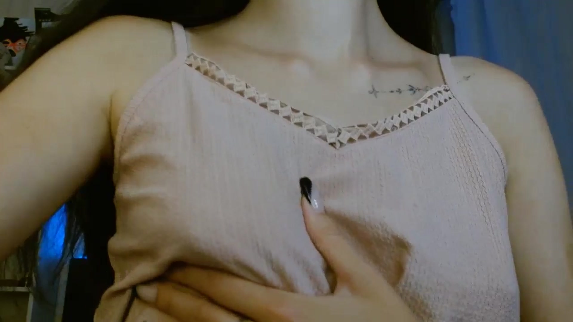 Gallery image thumbnail from ElsieF_'s myfreecams stream on, 08/04/2024, 19:16 image 19 of 20