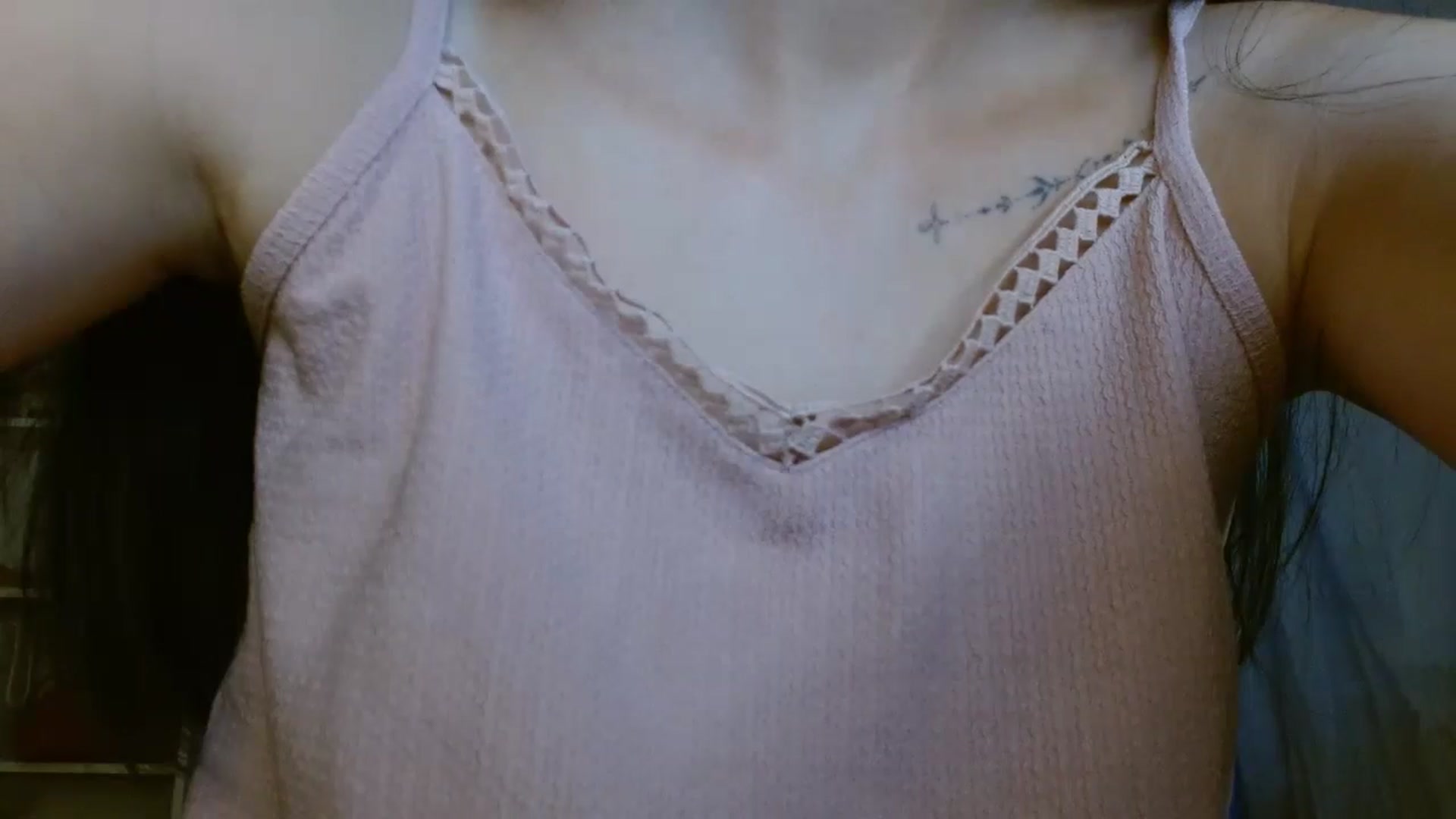 Gallery image thumbnail from ElsieF_'s myfreecams stream on, 08/04/2024, 21:41 image 19 of 20