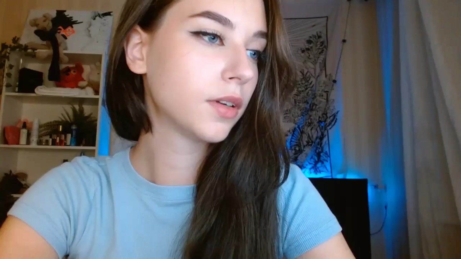 Gallery image thumbnail from ElsieF_'s myfreecams stream on, 08/06/2024, 19:46 image 1 of 20