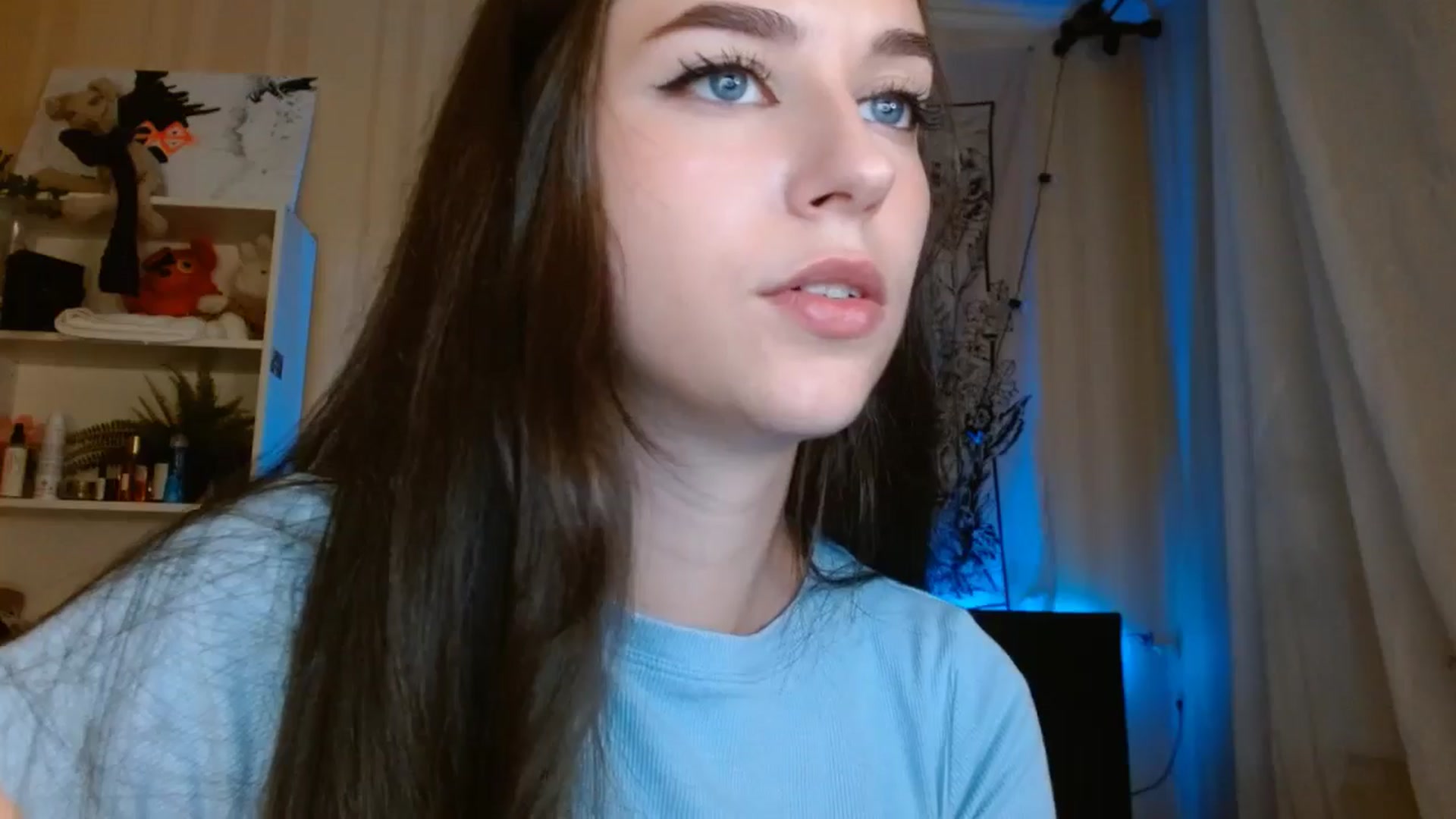 Gallery image thumbnail from ElsieF_'s myfreecams stream on, 08/06/2024, 19:46 image 20 of 20