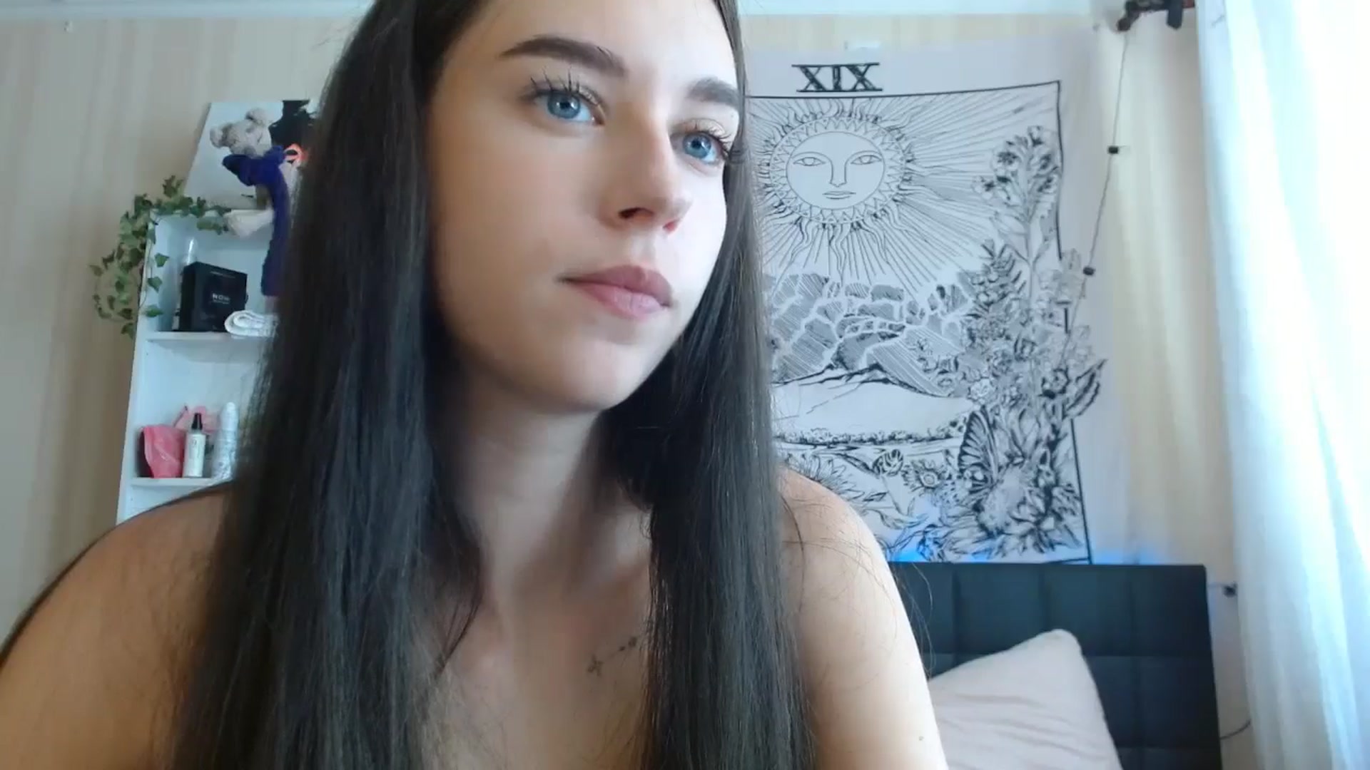 Gallery image thumbnail from ElsieF_'s myfreecams stream on, 08/07/2024, 07:23 image 7 of 20