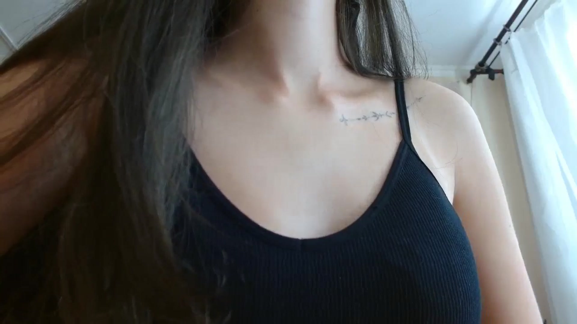 Gallery image thumbnail from ElsieF_'s myfreecams stream on, 08/07/2024, 07:23 image 3 of 20