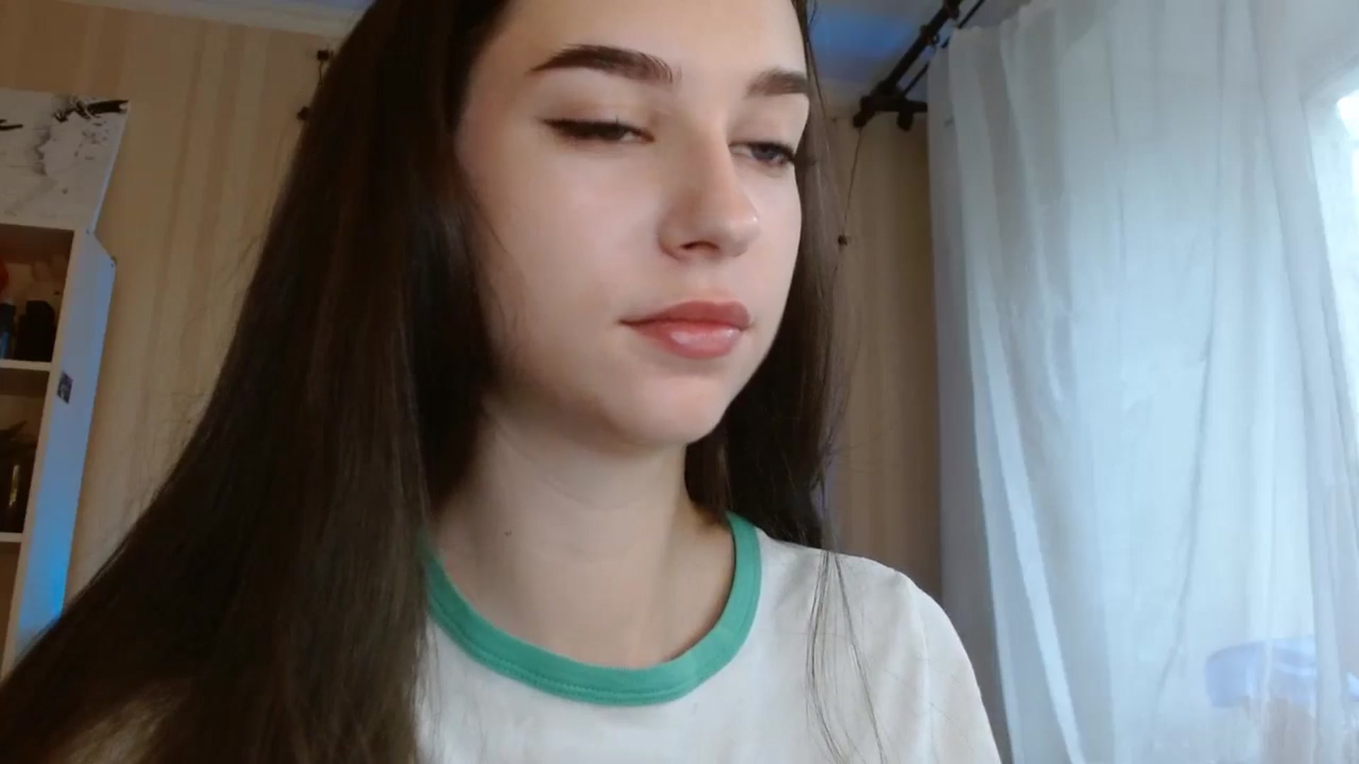 Gallery image thumbnail from ElsieF_'s myfreecams stream on, 08/09/2024, 05:13 image 7 of 20