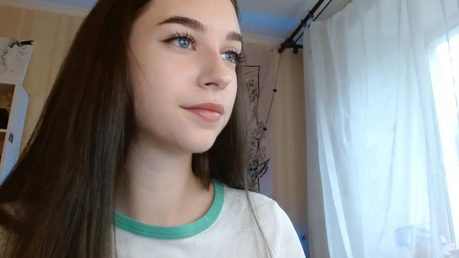 Gallery image thumbnail from ElsieF_'s myfreecams stream on, 08/09/2024, 05:13 image 8 of 20