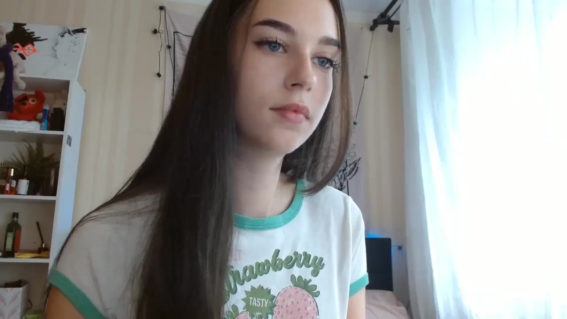 Gallery image thumbnail from ElsieF_'s myfreecams stream on, 08/09/2024, 05:46 image 11 of 20