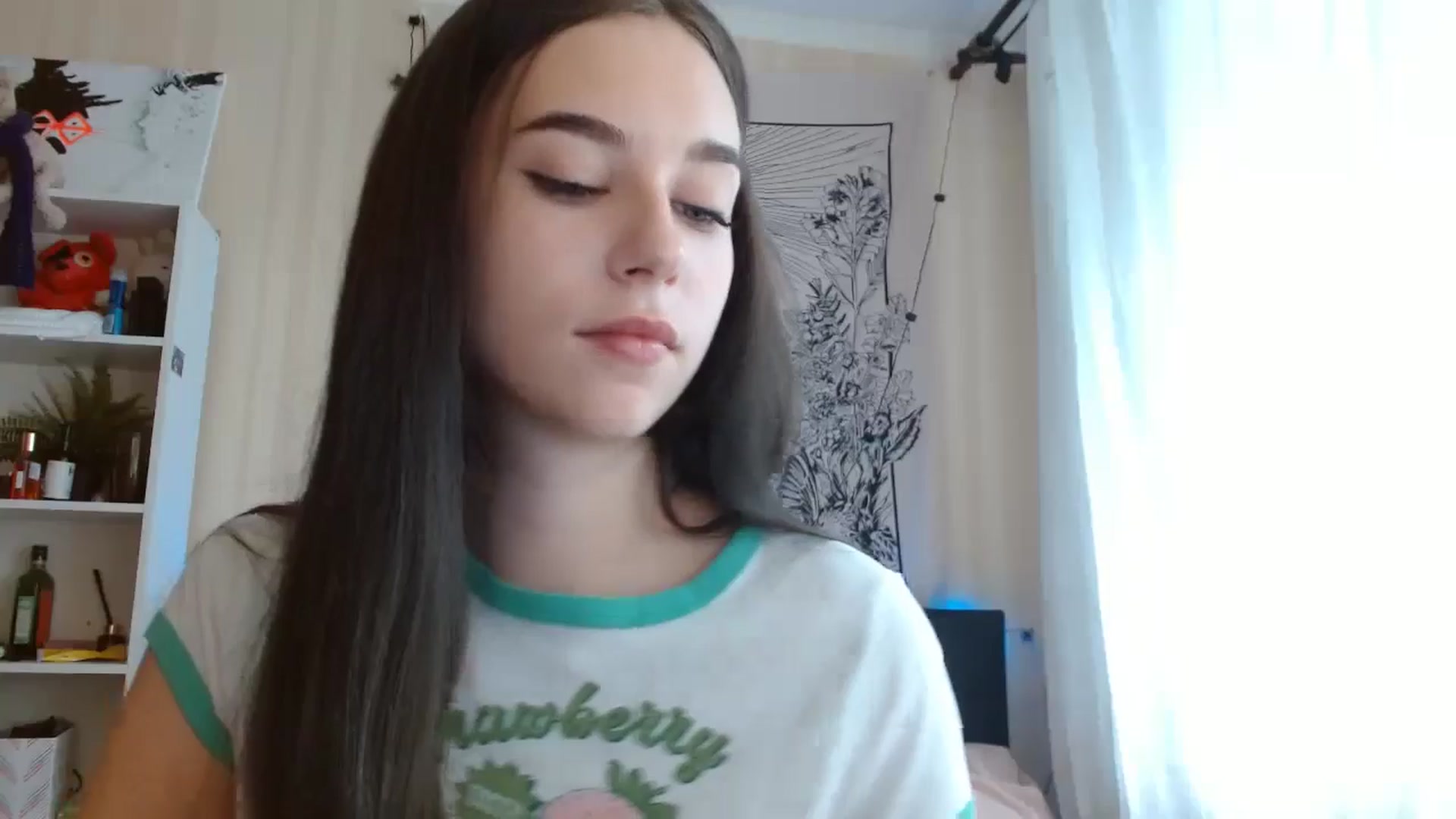 Gallery image thumbnail from ElsieF_'s myfreecams stream on, 08/09/2024, 05:46 image 14 of 20